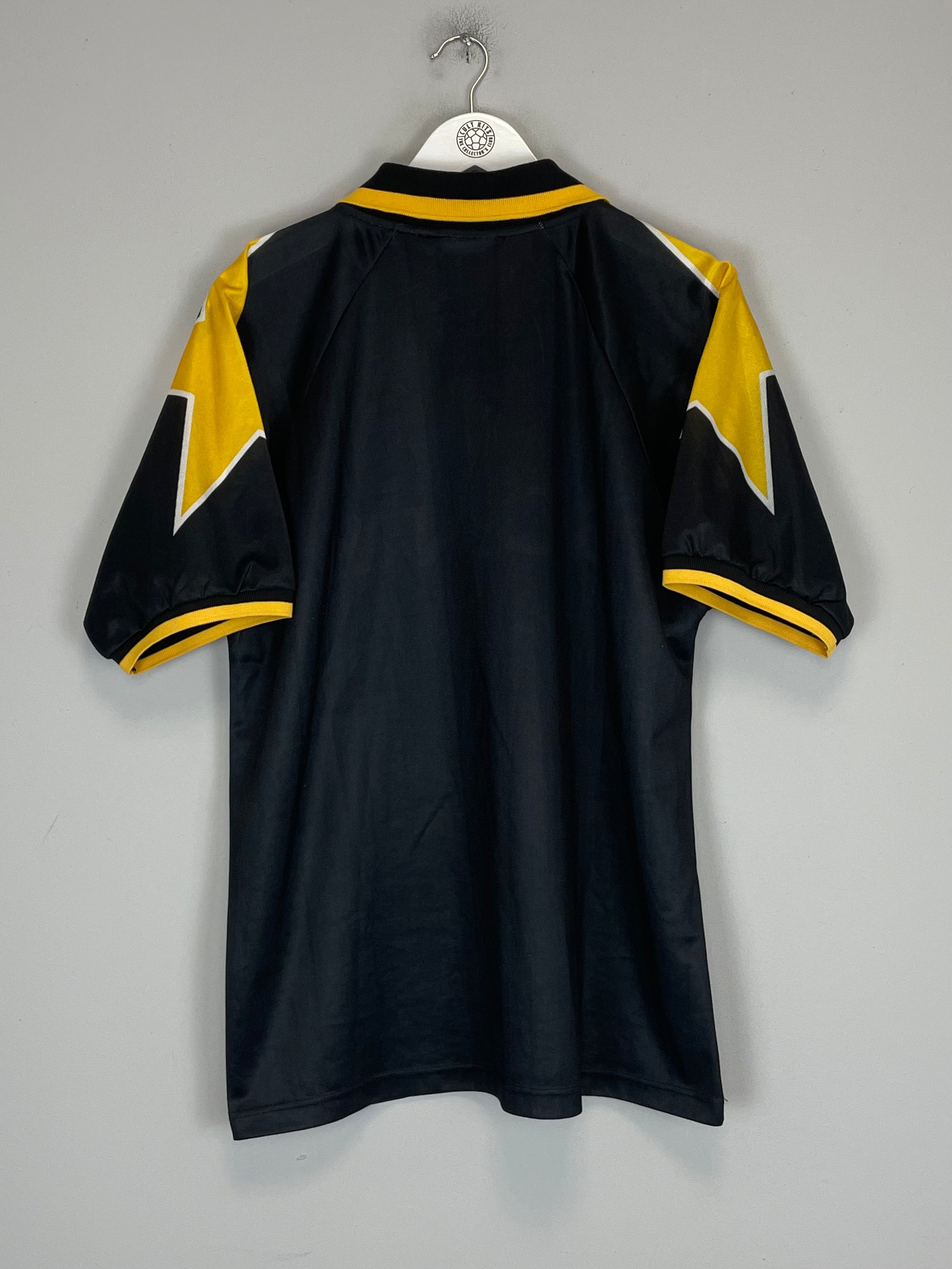 Shop 1995/97 JUVENTUS THIRD SHIRT (XL) KAPPA, classic football shirts, vintage football shirts & retro soccer jerseys at Cult Kits