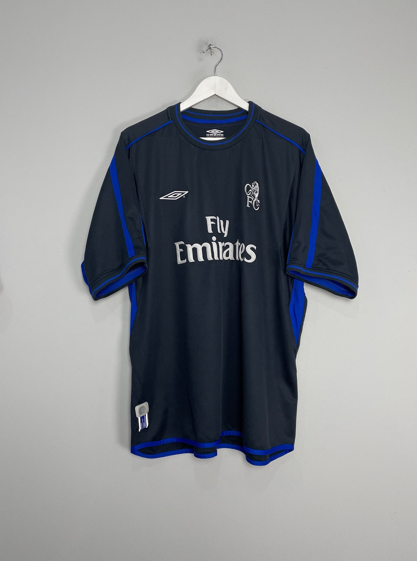 2002/04 CHELSEA MAKELELE #4 AWAY SHIRT (XXL) UMBRO