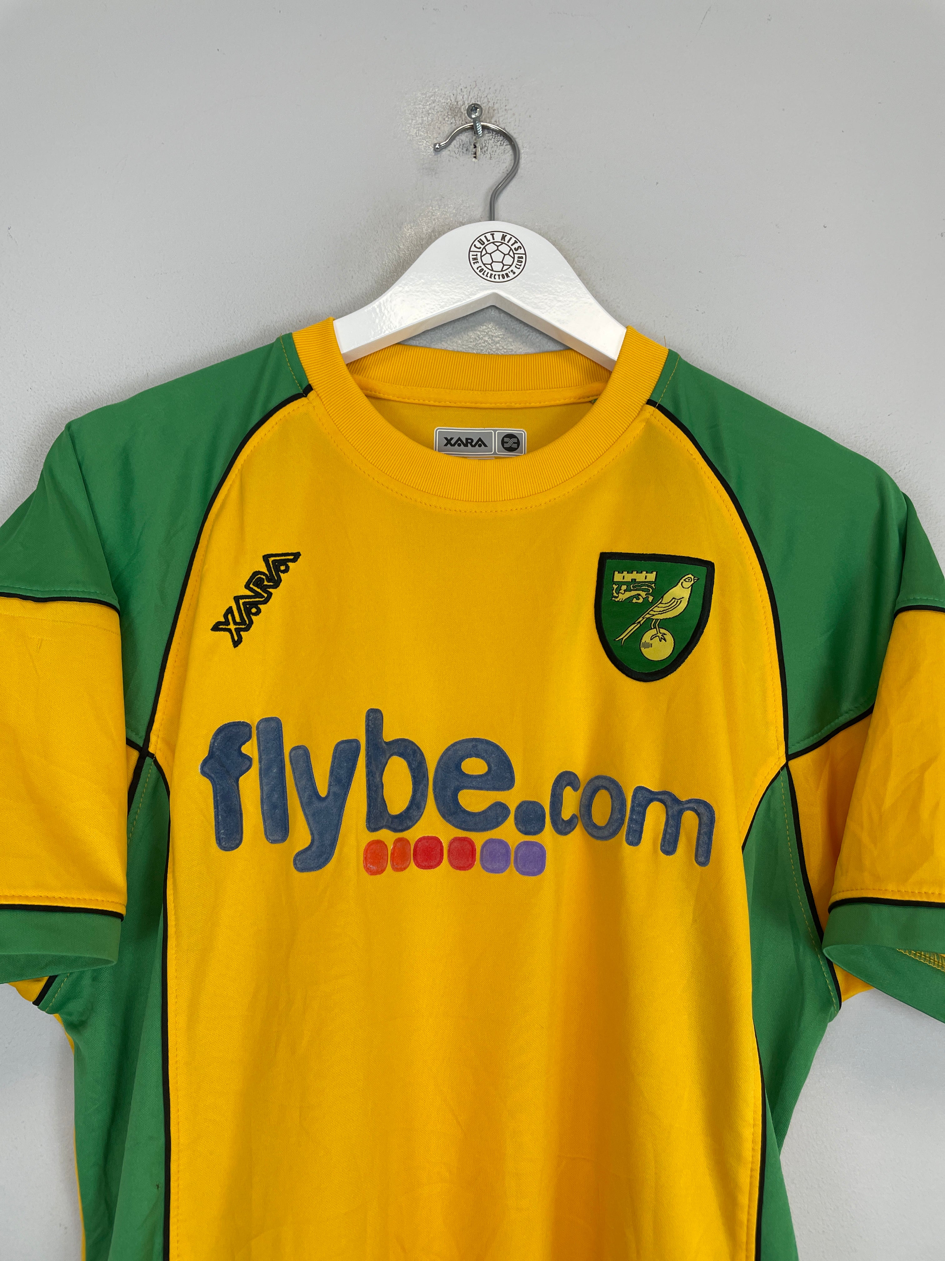 Shop 2006/08 NORWICH CITY HOME SHIRT (M) XARA, classic football shirts, vintage football shirts & retro soccer jerseys at Cult Kits