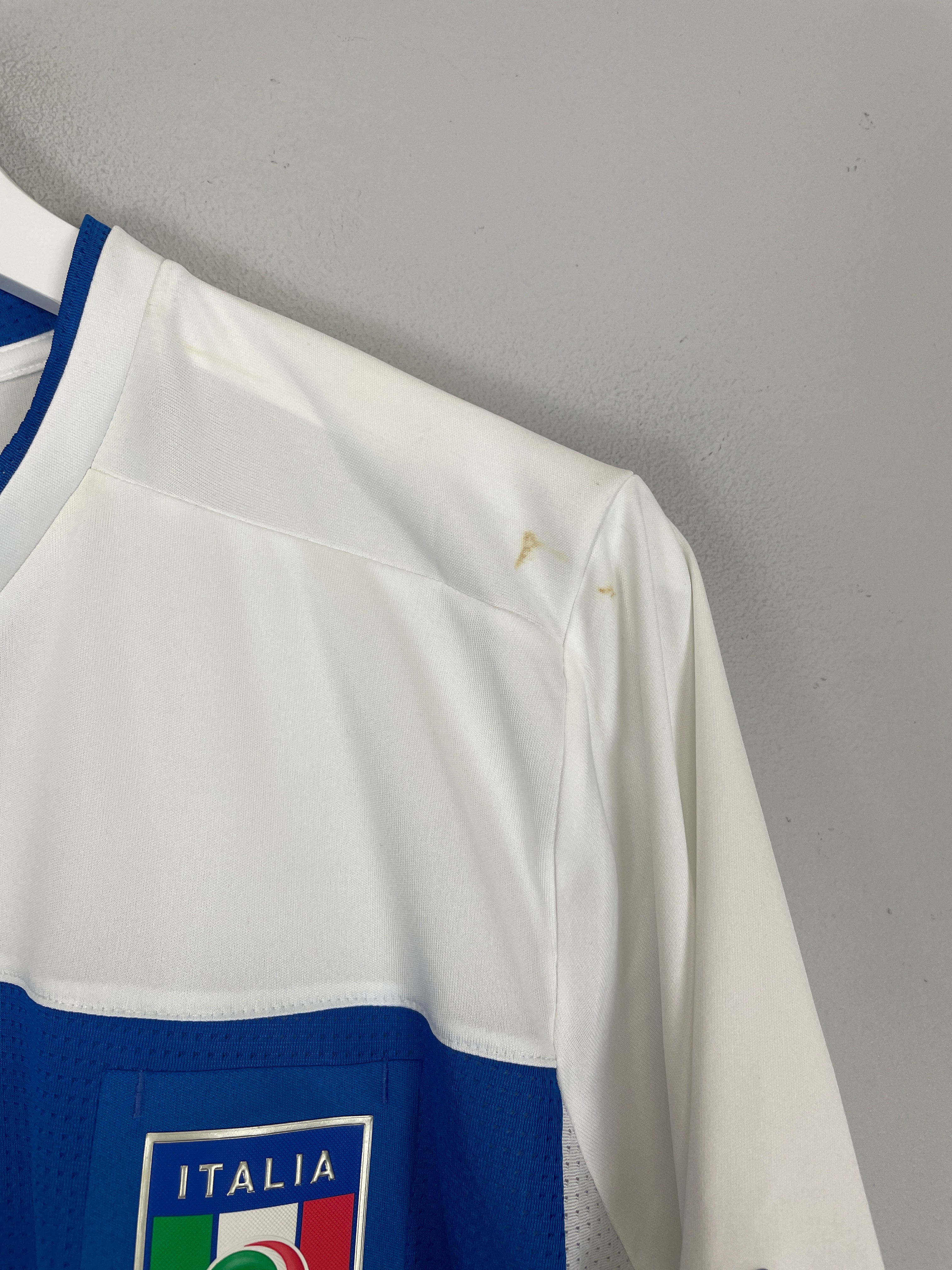 Shop 2012/13 ITALY PIRLO #21 AWAY SHIRT (XL) PUMA, classic football shirts, vintage football shirts & retro soccer jerseys at Cult Kits