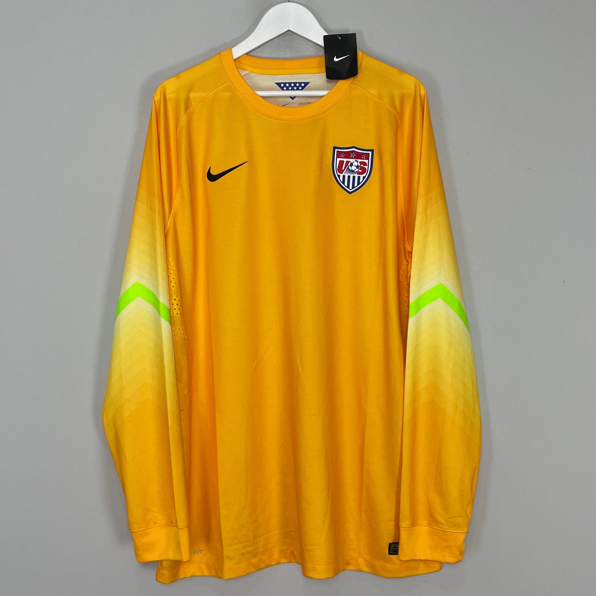 Shop 2014/15 USA *BNWT* PLAYER ISSUE GK SHIRT (XXL) NIKE, classic football shirts, vintage football shirts & retro soccer jerseys at Cult Kits