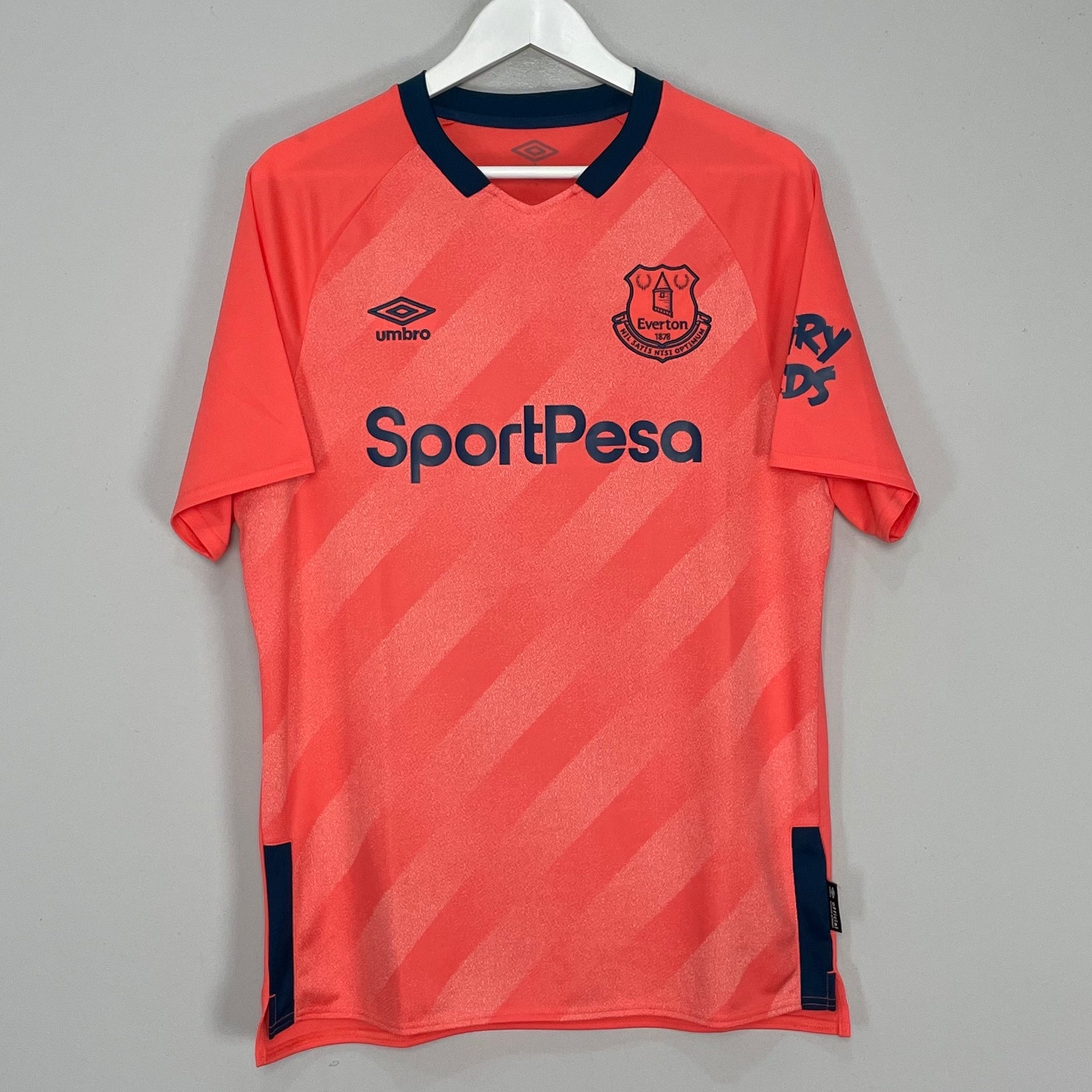 Shop 2019/20 EVERTON AWAY SHIRT (L) UMBRO, classic football shirts, vintage football shirts & retro soccer jerseys at Cult Kits