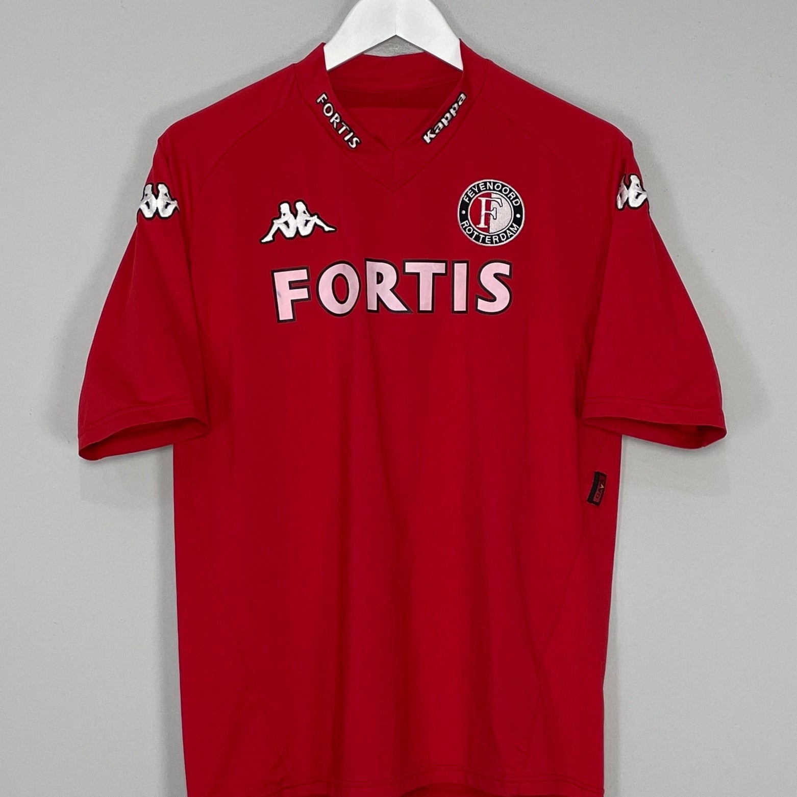 Shop 2006/07 FEYENOORD TRAINING SHIRT (M) KAPPA, classic football shirts, vintage football shirts & retro soccer jerseys at Cult Kits