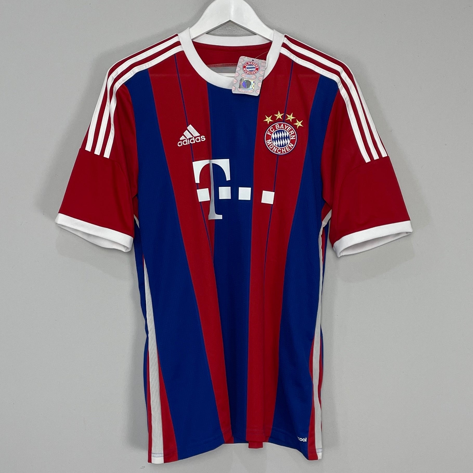 Shop 2014/15 BAYERN MUNICH *BNWT* HOME SHIRT (L) ADIDAS, classic football shirts, vintage football shirts & retro soccer jerseys at Cult Kits