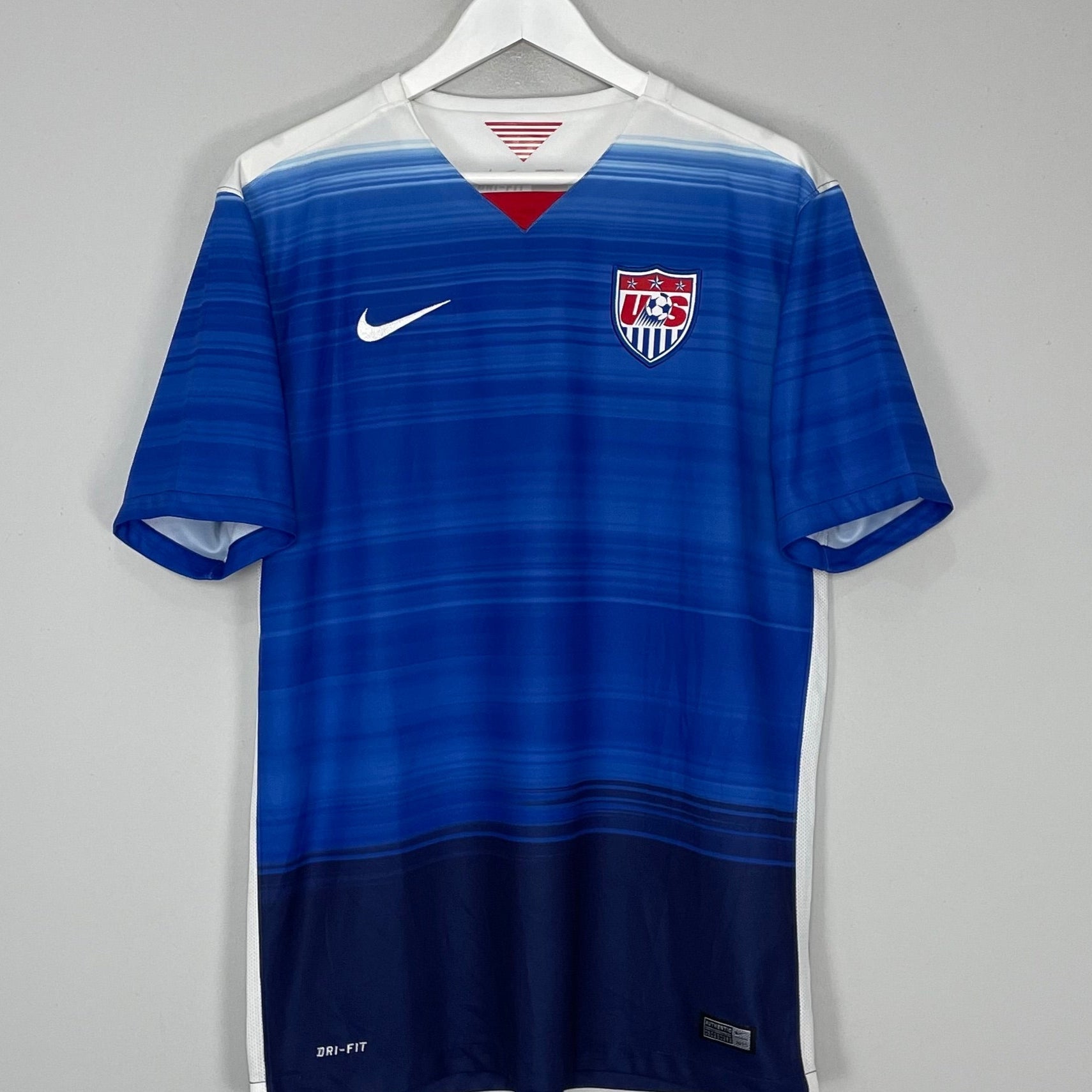 Shop 2015/16 USA AWAY SHIRT (L) NIKE, classic football shirts, vintage football shirts & retro soccer jerseys at Cult Kits