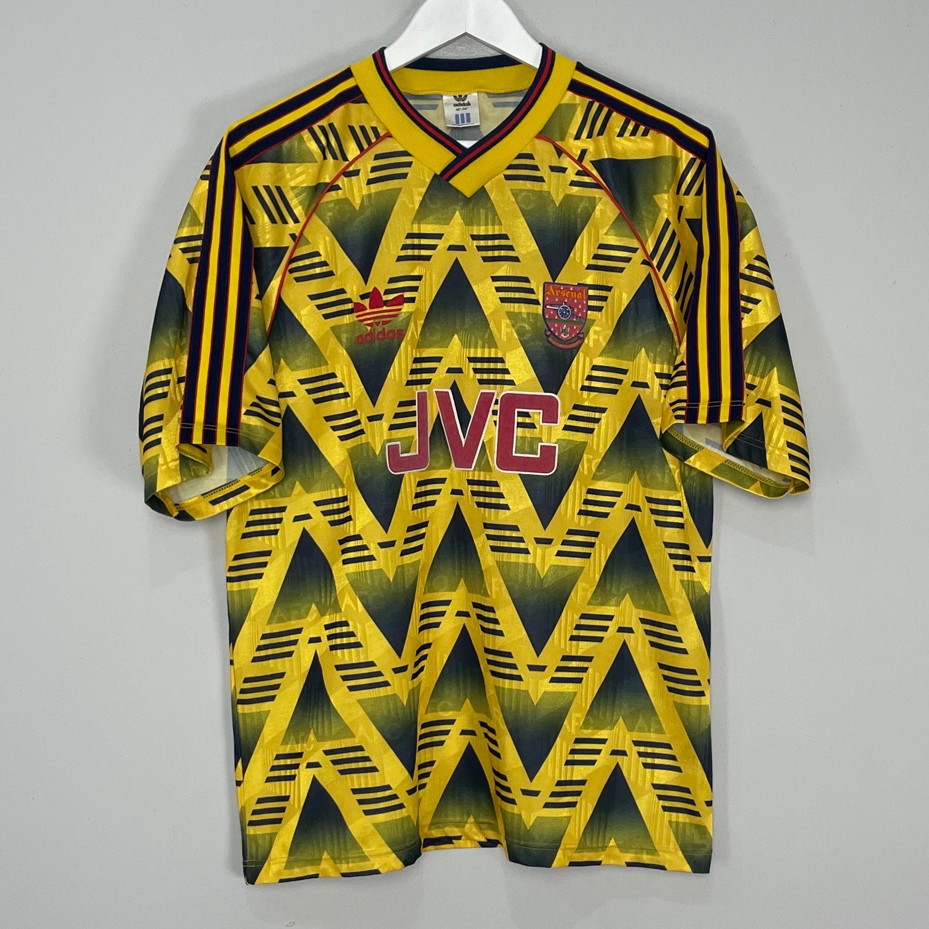 Shop 1991/93 ARSENAL AWAY SHIRT (L) ADIDAS, classic football shirts, vintage football shirts & retro soccer jerseys at Cult Kits