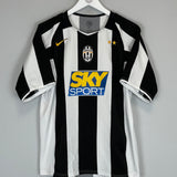 2004/05 JUVENTUS MONTERO #4 HOME SHIRT (M) NIKE