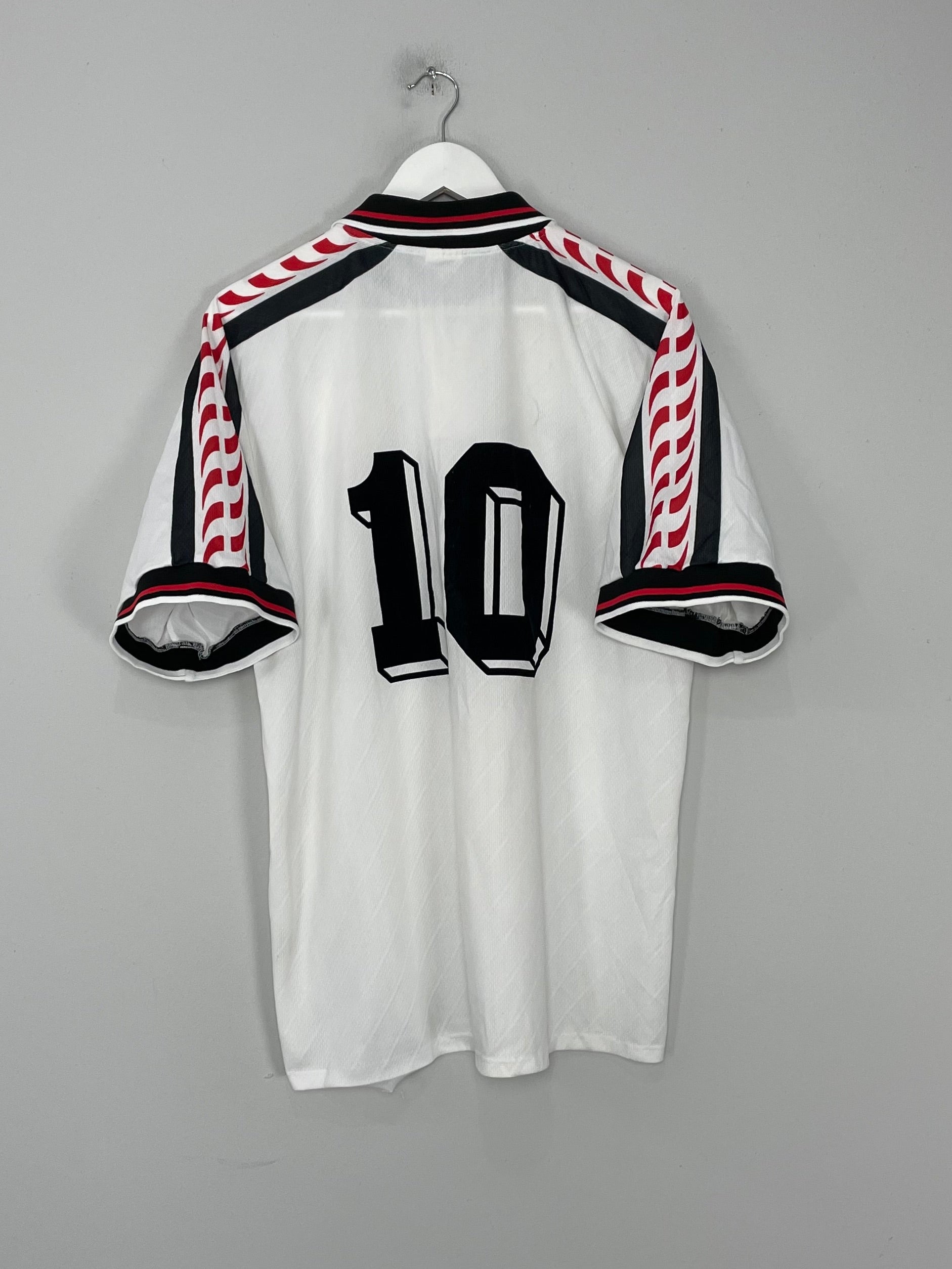 Shop 1996/98 EINTRACHT FRANKFURT #10 AWAY SHIRT (L) PUMA, classic football shirts, vintage football shirts & retro soccer jerseys at Cult Kits