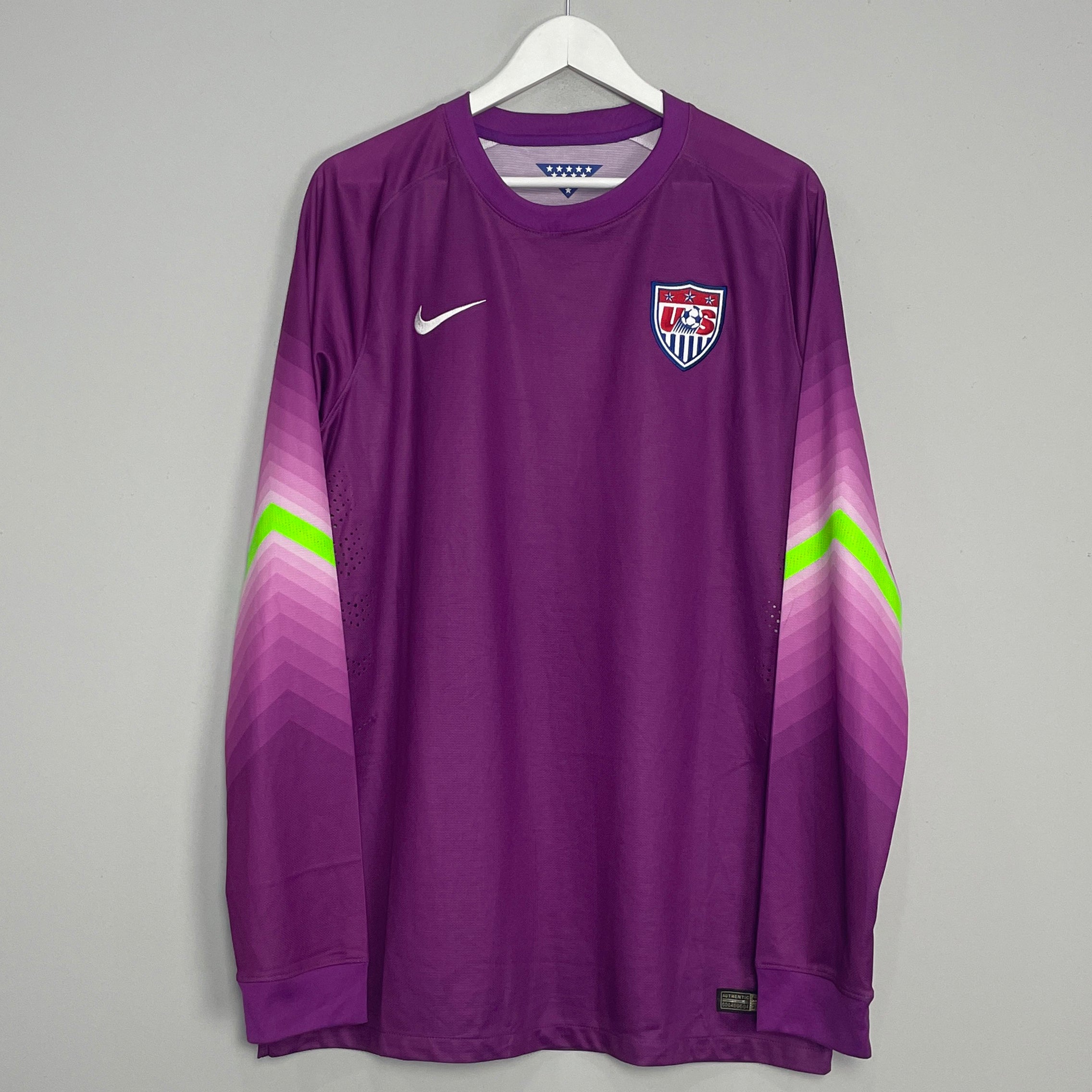 Shop 2014/15 USA *PLAYER ISSUE* GK SHIRT (XL) NIKE, classic football shirts, vintage football shirts & retro soccer jerseys at Cult Kits