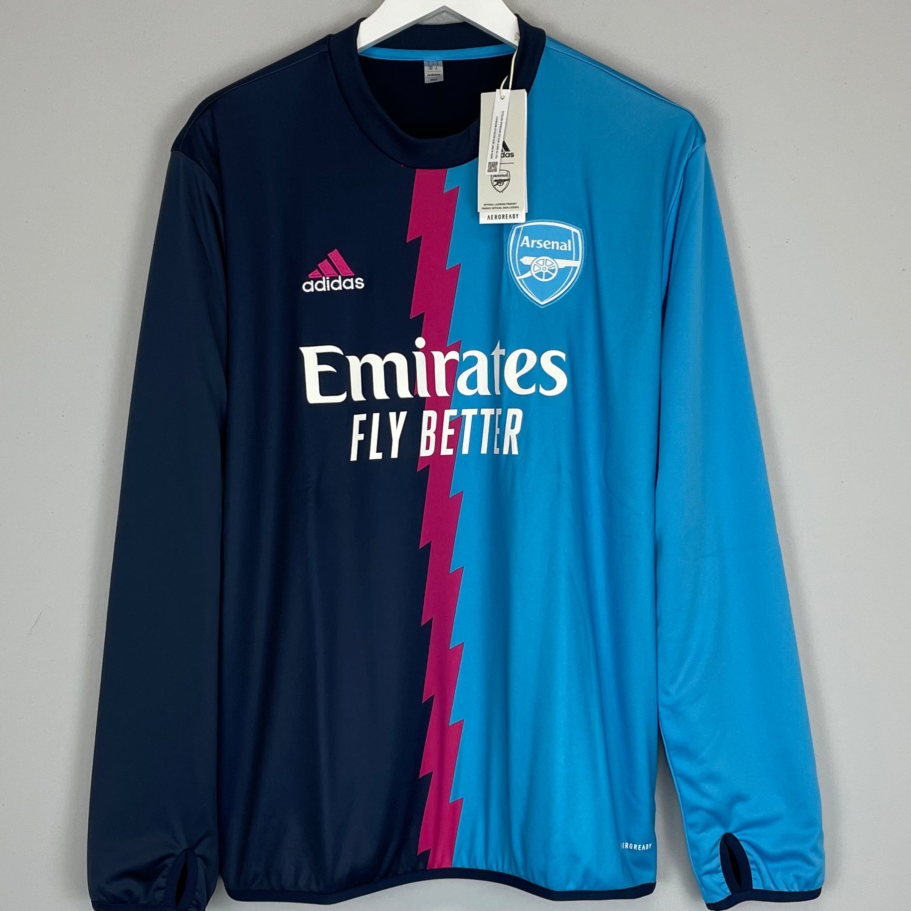 Shop 2022/23 ARSENAL *BNWT* DRILL TOP (M) ADIDAS, classic football shirts, vintage football shirts & retro soccer jerseys at Cult Kits