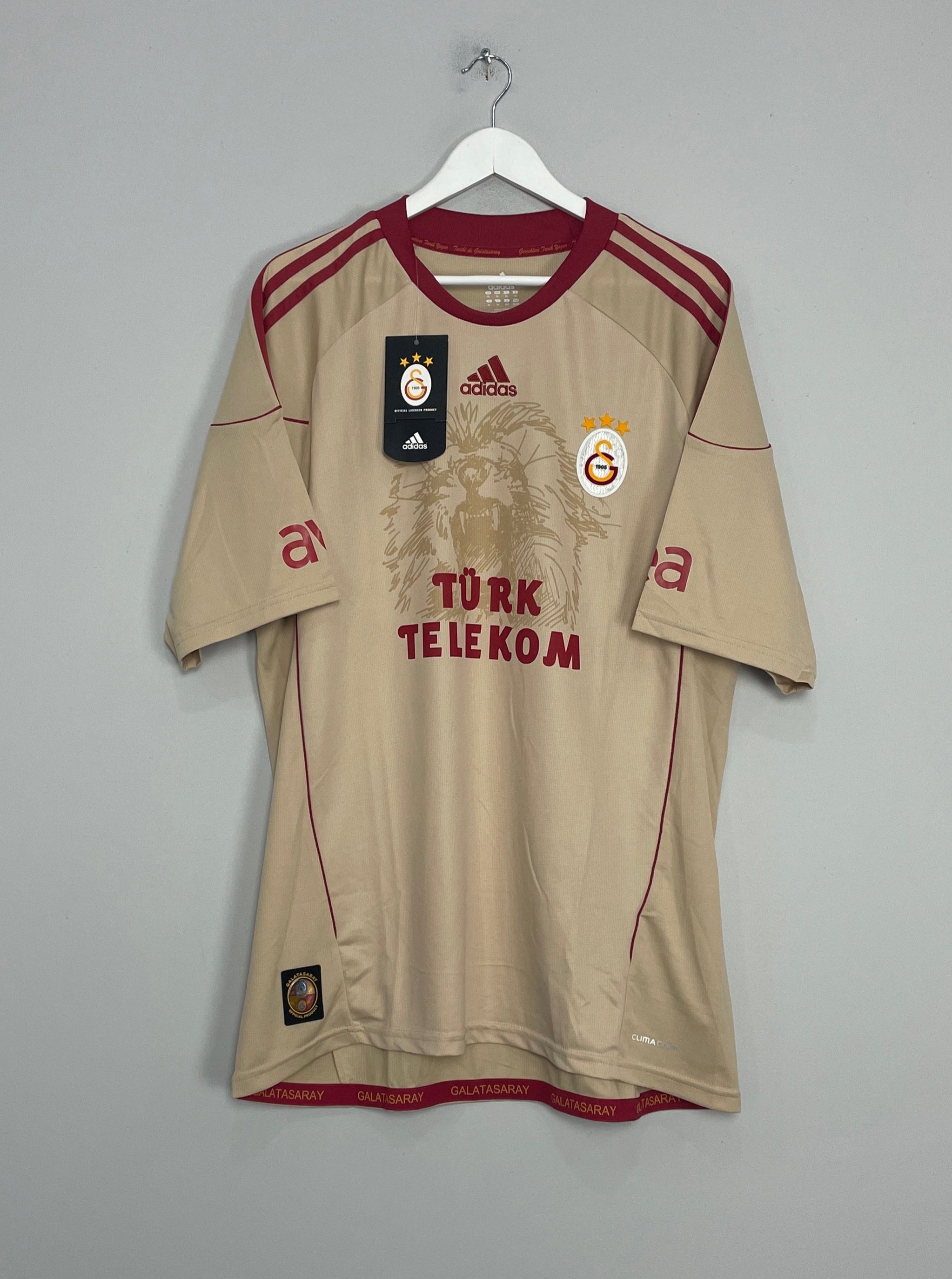 Image of the Galatasaray shirt from the 2010/11 season