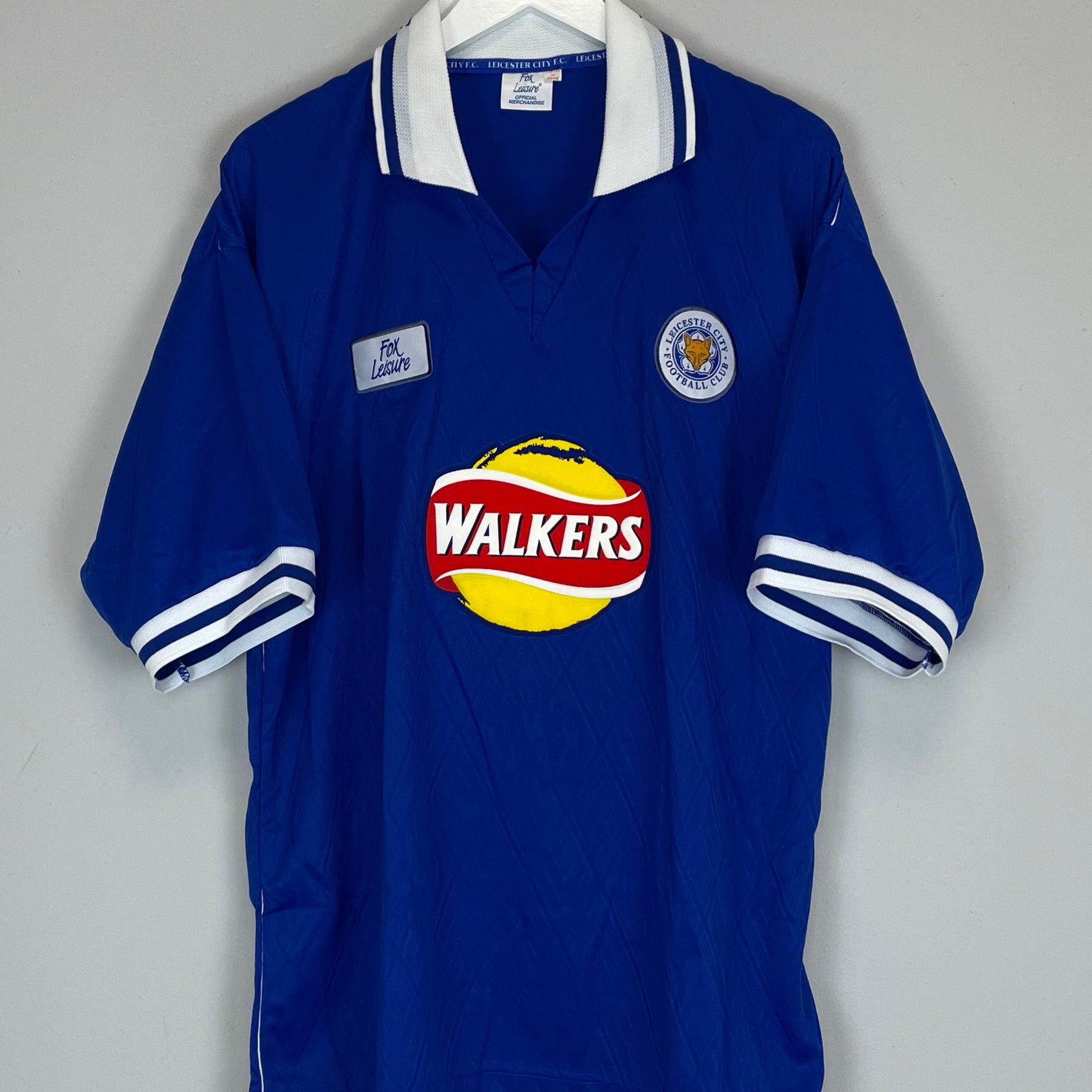 Shop 1999/00 LEICESTER CITY HESKEY #9 *MINT* HOME SHIRT (XL) FOX LEISURE, classic football shirts, vintage football shirts & retro soccer jerseys at Cult Kits