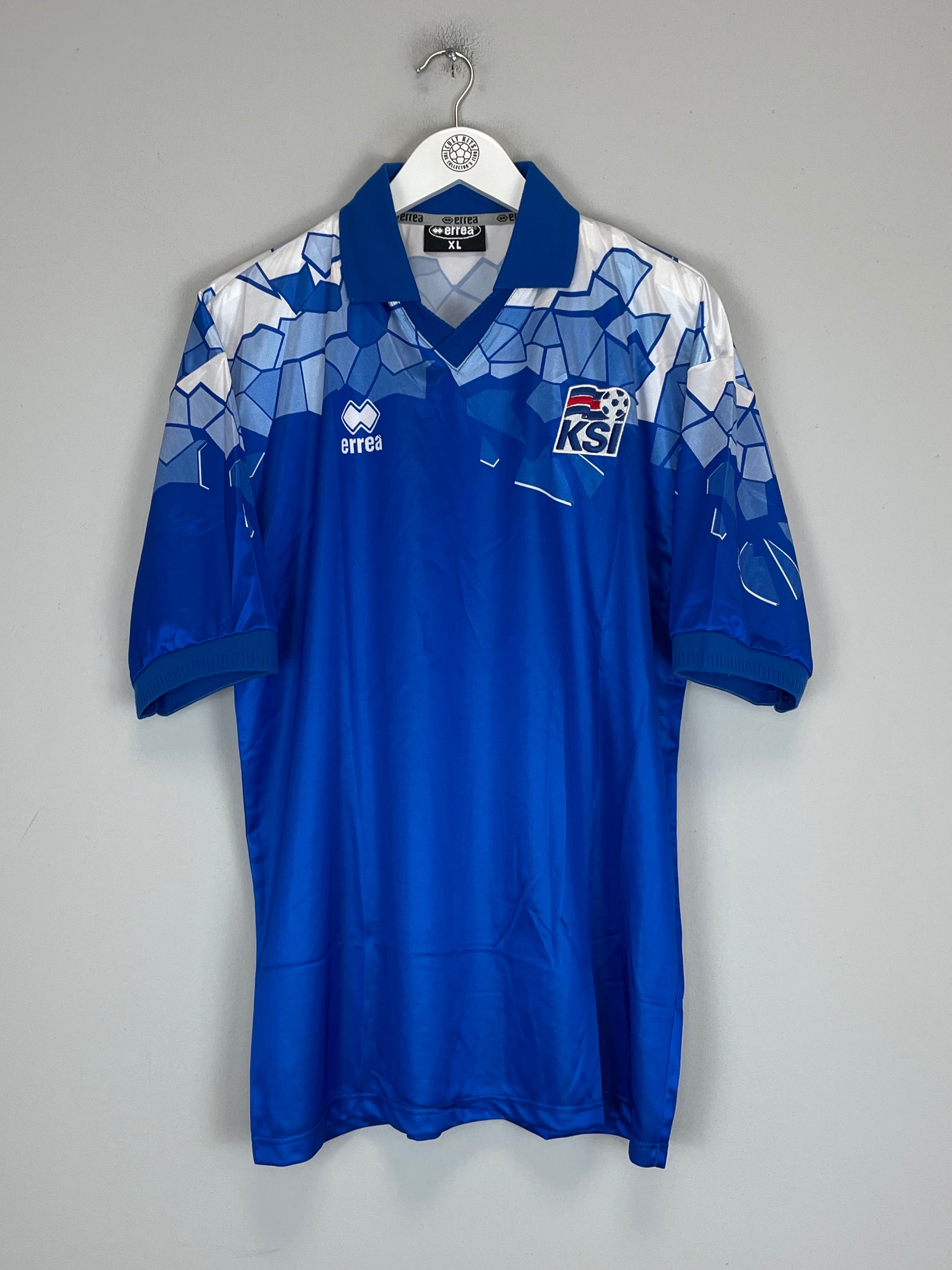 Shop 2002/04 ICELAND HOME SHIRT (XL) ERREA, classic football shirts, vintage football shirts & retro soccer jerseys at Cult Kits