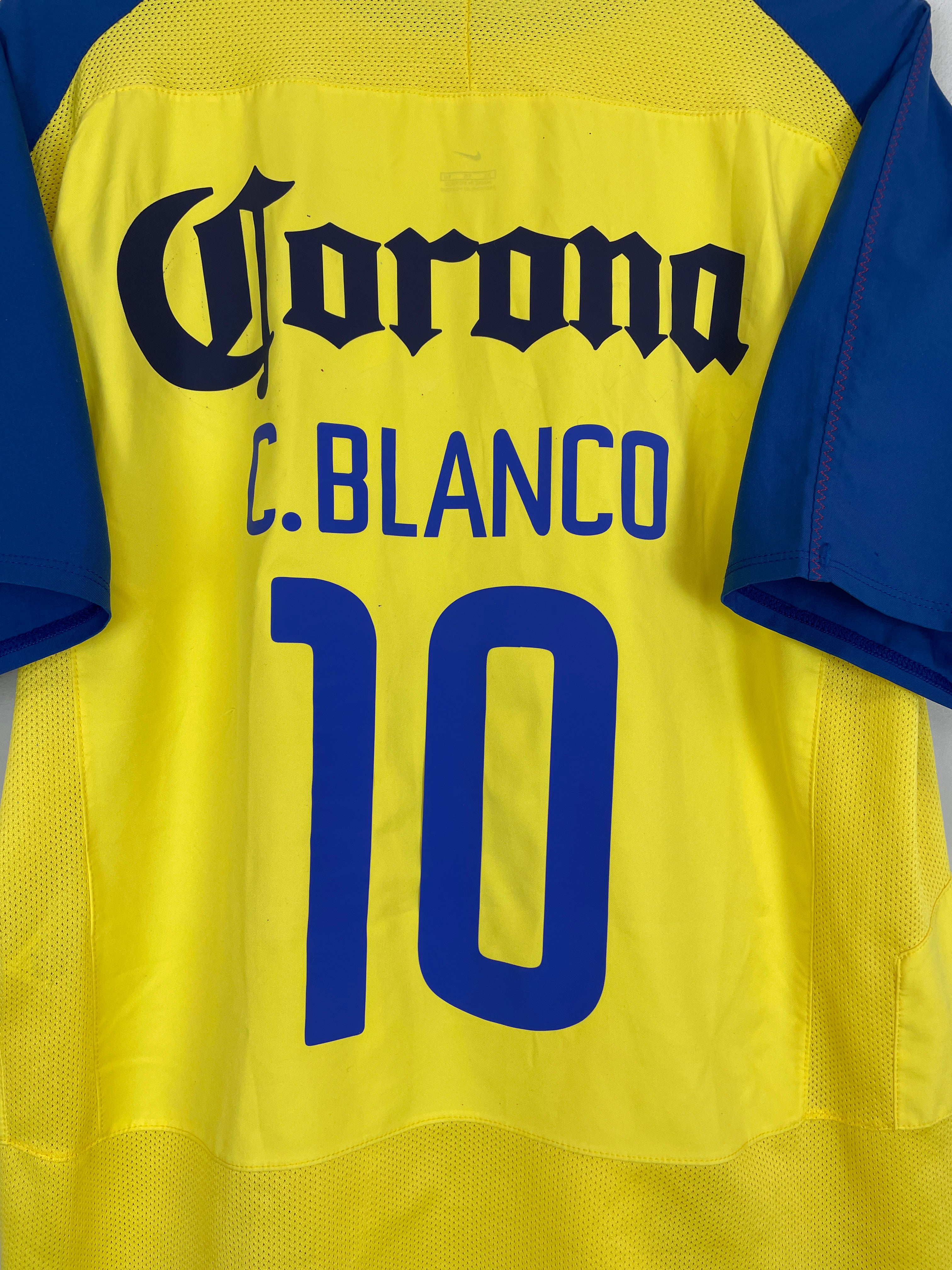 Shop 2003/04 CLUB AMERICA C.BLANCO #10 HOME SHIRT (XL) NIKE, classic football shirts, vintage football shirts & retro soccer jerseys at Cult Kits