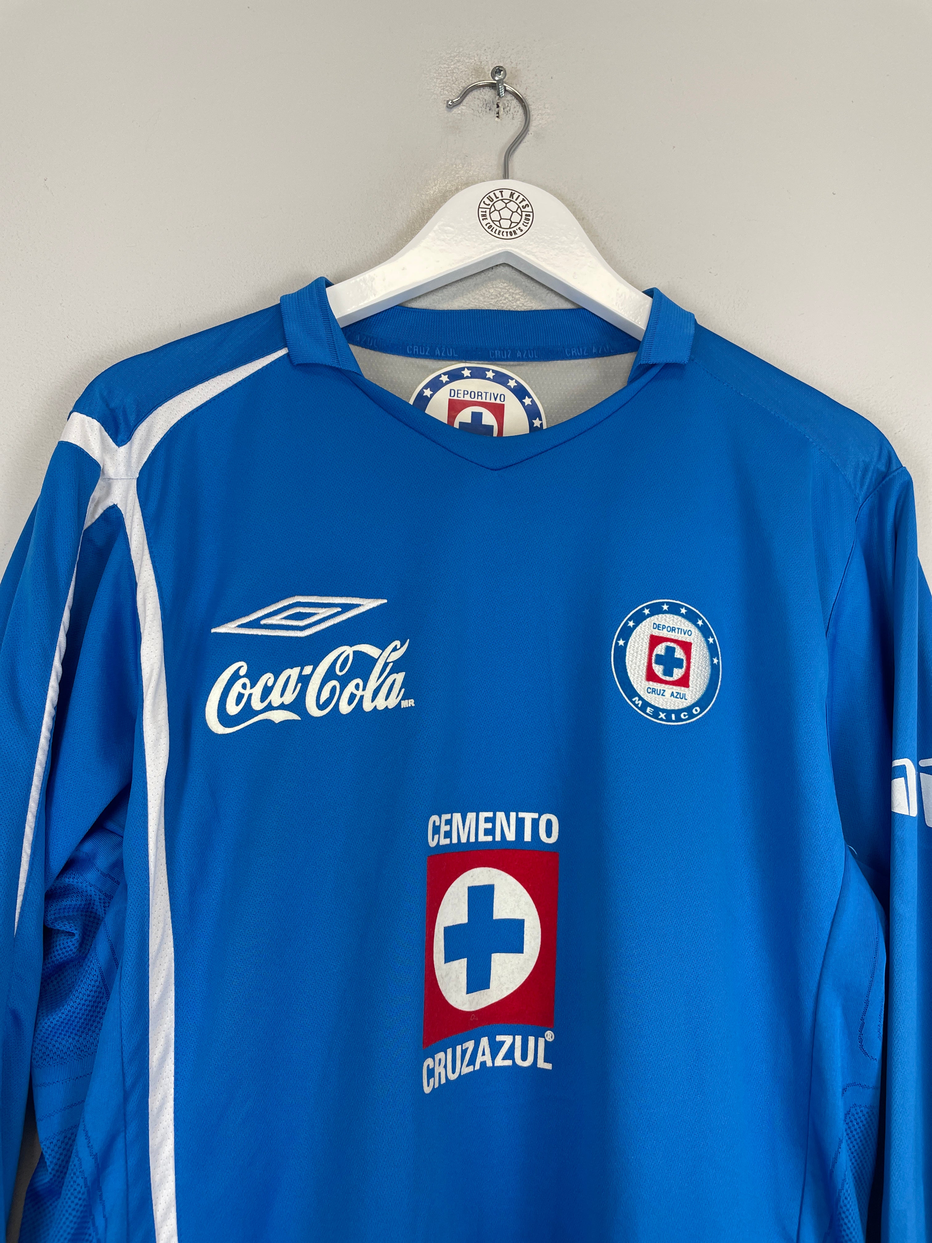 Shop 2006/08 CRUZ AZUL L/S HOME SHIRT (M) UMBRO, classic football shirts, vintage football shirts & retro soccer jerseys at Cult Kits