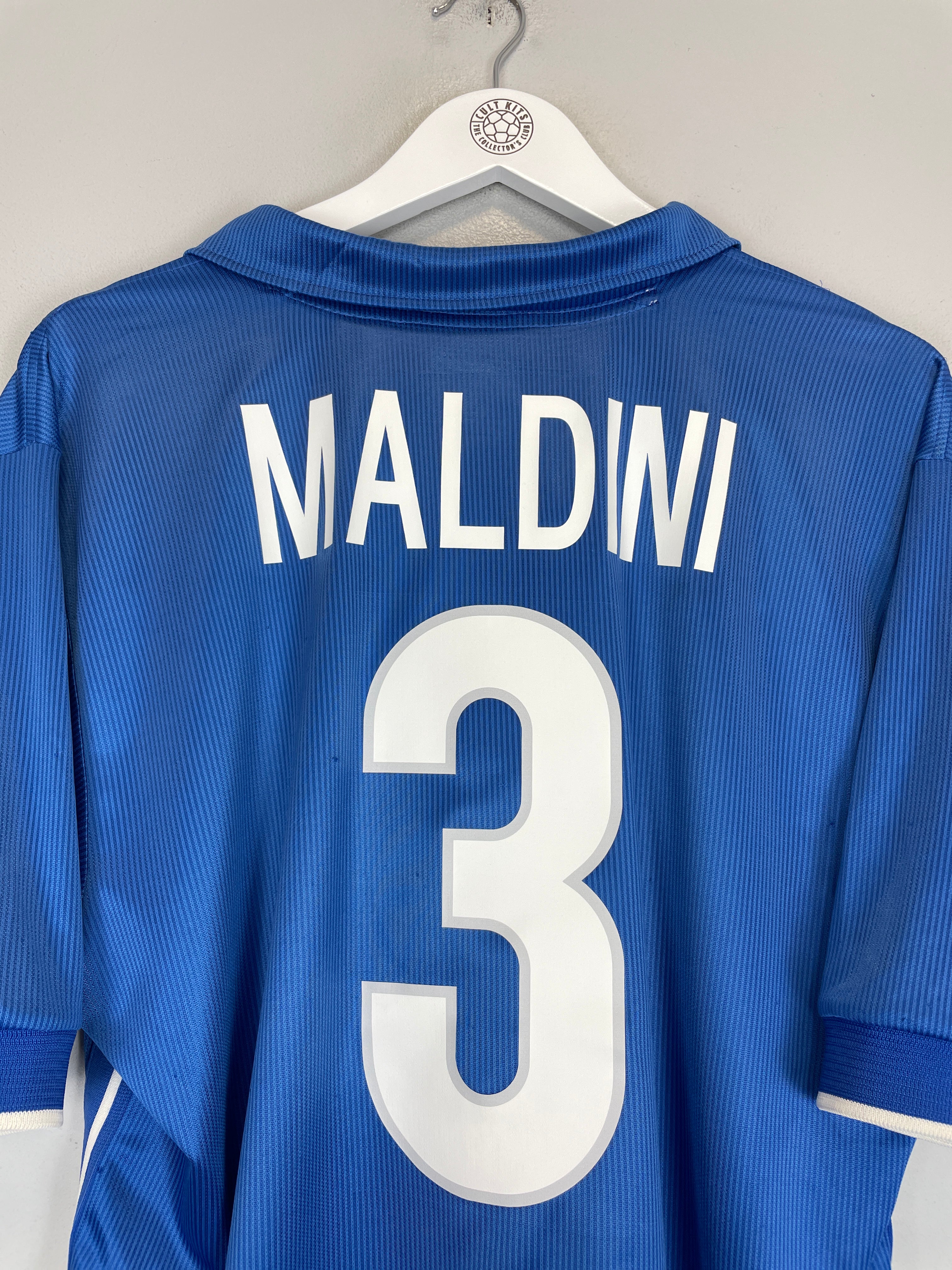 Shop 1997/98 ITALY MALDINI #3 HOME SHIRT (L) NIKE, classic football shirts, vintage football shirts & retro soccer jerseys at Cult Kits