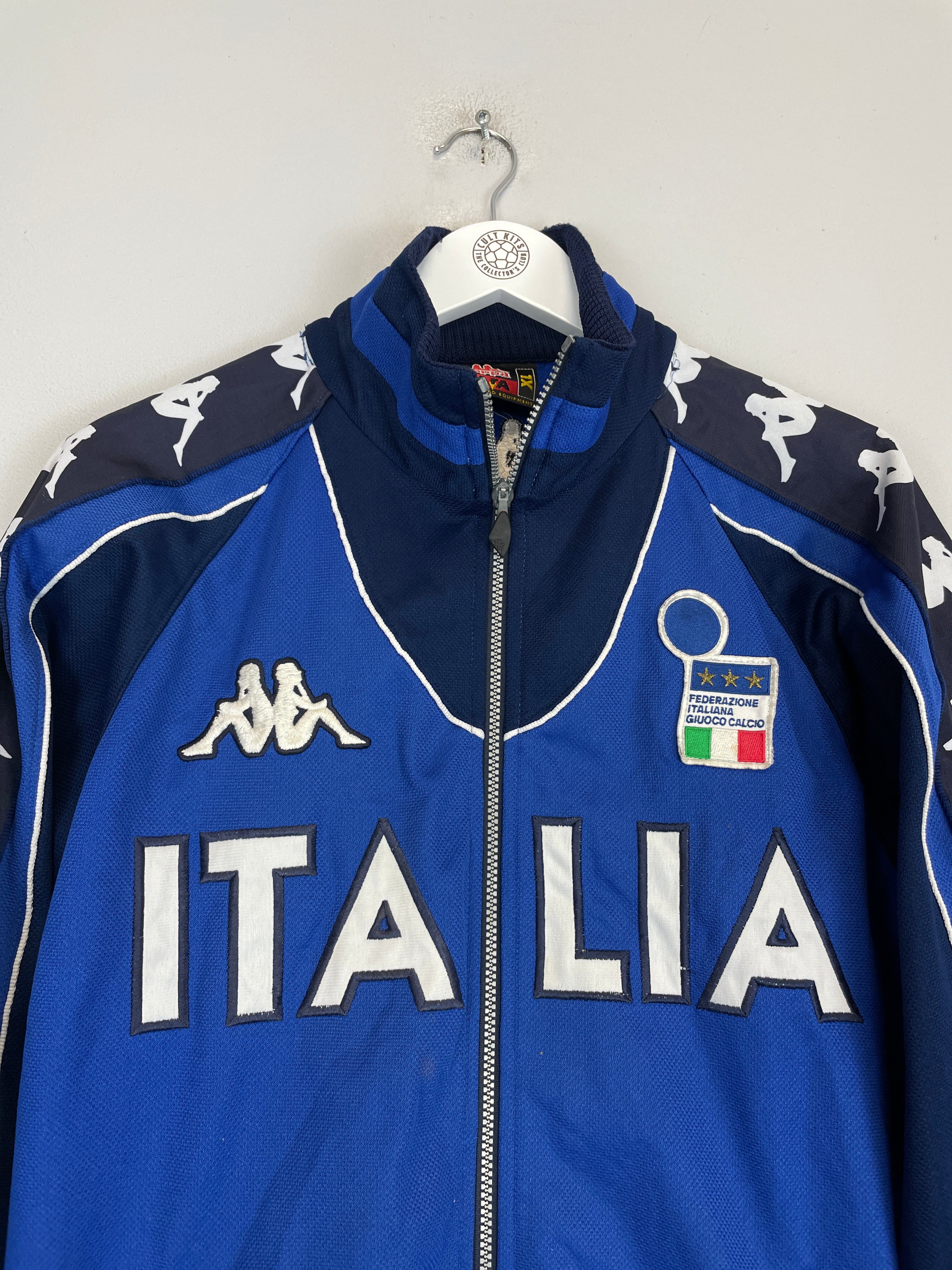 Shop 2000/01 ITALY TRACK JACKET (XL) KAPPA, classic football shirts, vintage football shirts & retro soccer jerseys at Cult Kits