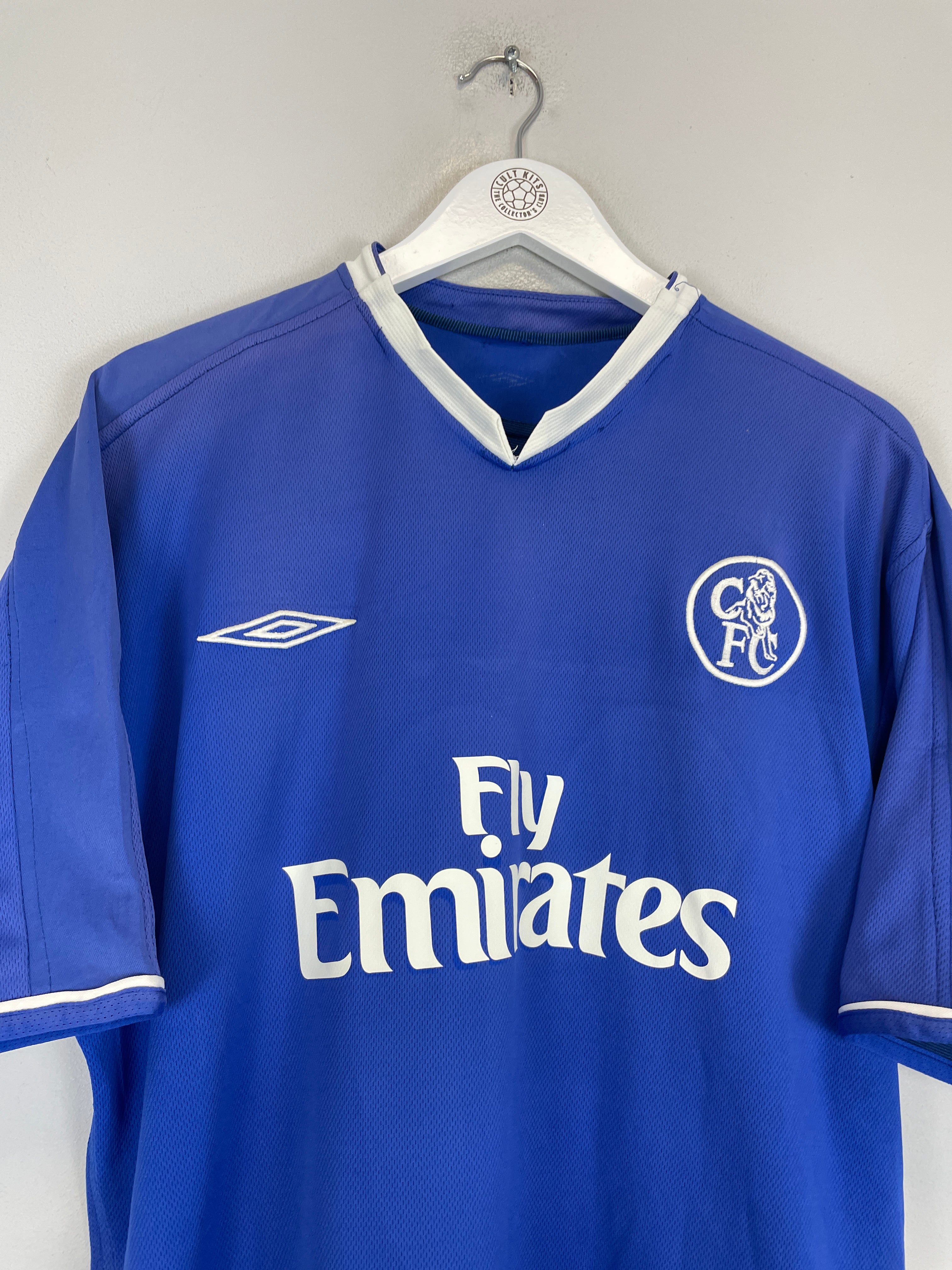 Shop 2003/05 CHELSEA VERON #20 HOME SHIRT (L) UMBRO, classic football shirts, vintage football shirts & retro soccer jerseys at Cult Kits
