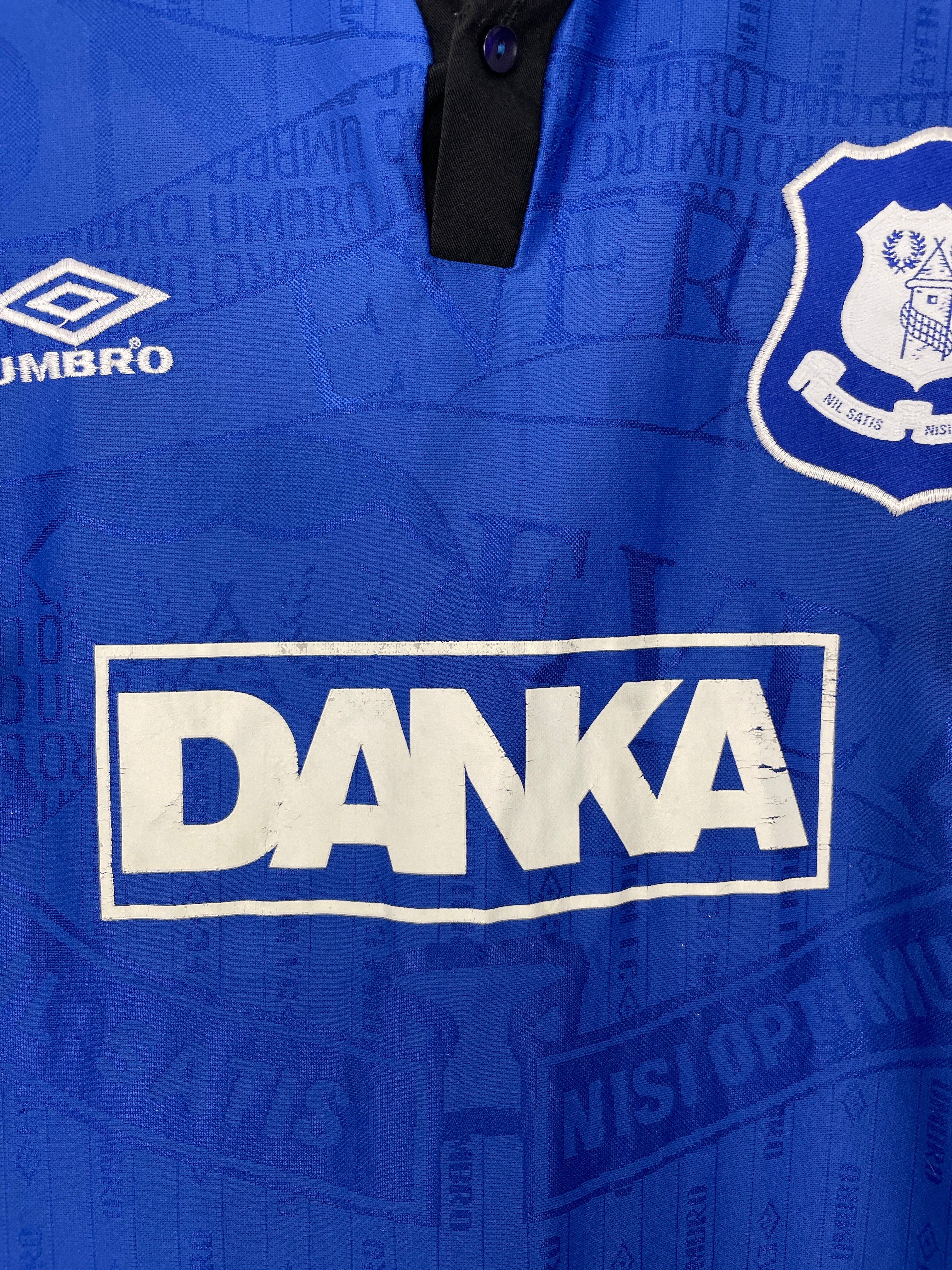 Shop 1995/97 EVERTON BARMBY #12 HOME SHIRT (L) UMBRO, classic football shirts, vintage football shirts & retro soccer jerseys at Cult Kits