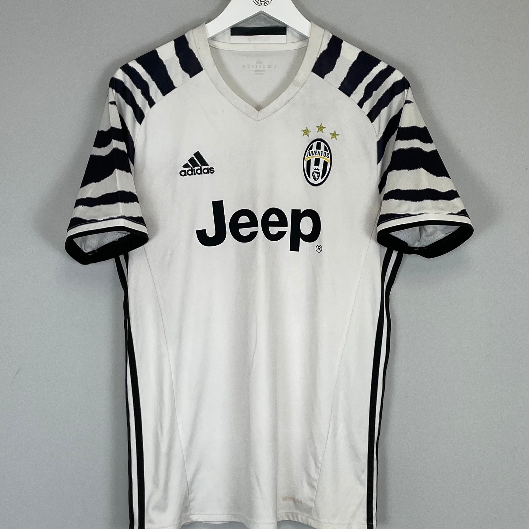 Shop 2016/17 JUVENTUS THIRD SHIRT (M) ADIDAS, classic football shirts, vintage football shirts & retro soccer jerseys at Cult Kits