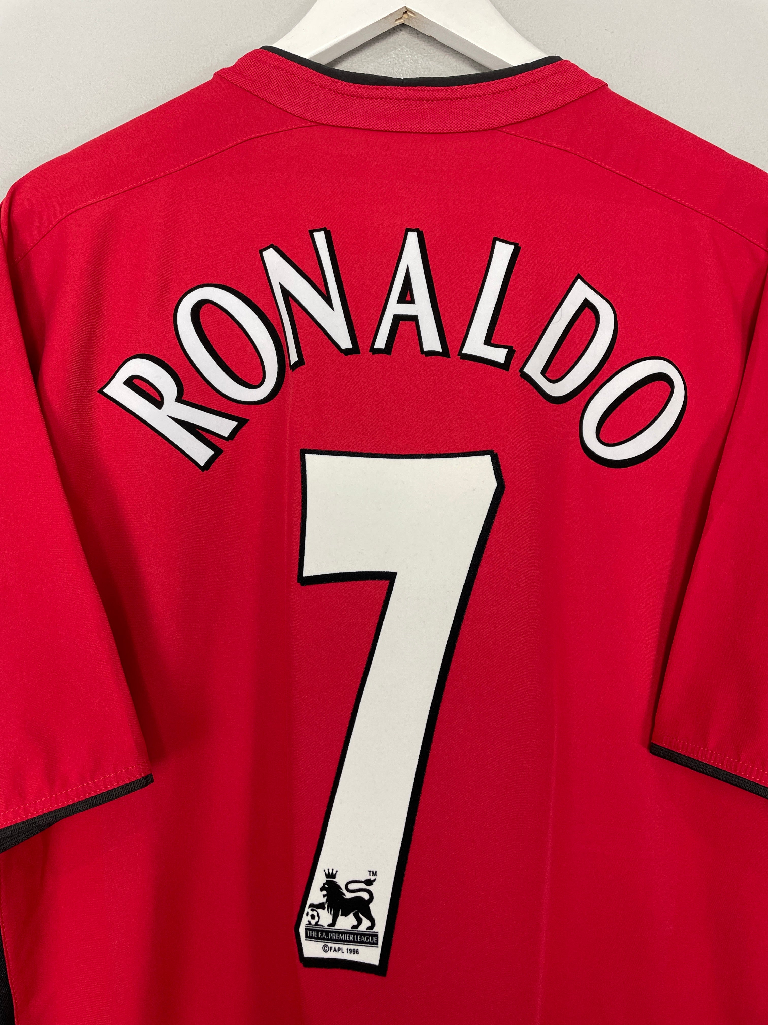 Shop 2002/04 MANCHESTER UNITED RONALDO #7 HOME SHIRT (XL) NIKE, classic football shirts, vintage football shirts & retro soccer jerseys at Cult Kits