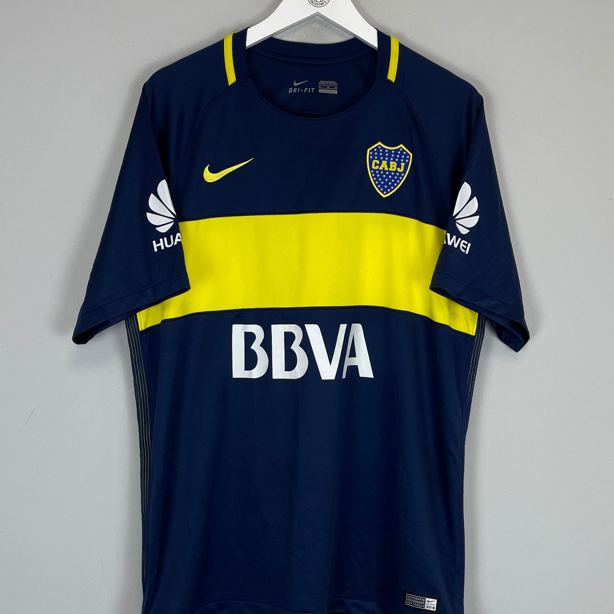 Shop 2017/18 BOCA JUNIORS HOME SHIRT (XL) NIKE, classic football shirts, vintage football shirts & retro soccer jerseys at Cult Kits