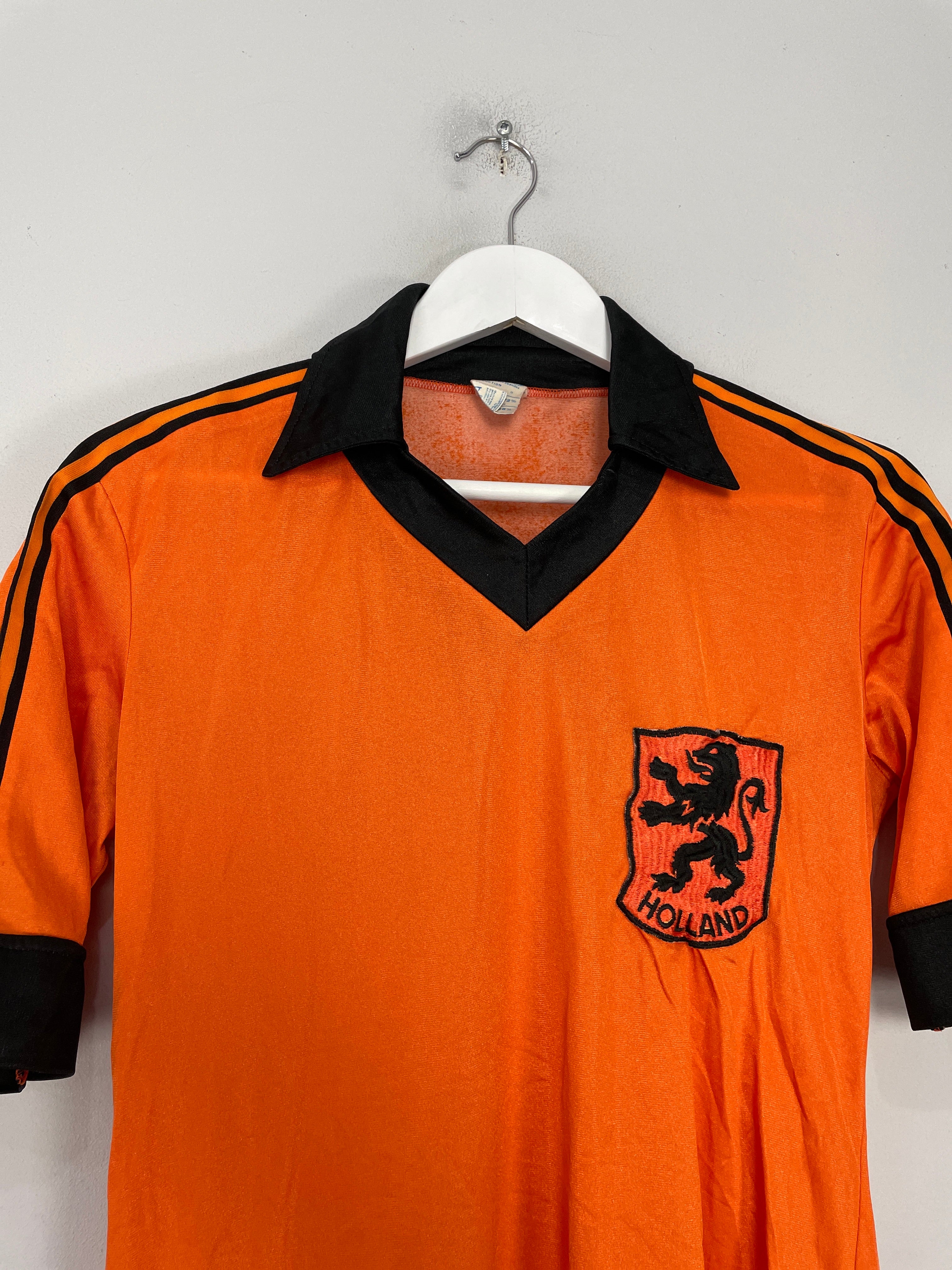 Shop 1980/82 NETHERLANDS HOME SHIRT (S) ADIDAS, classic football shirts, vintage football shirts & retro soccer jerseys at Cult Kits