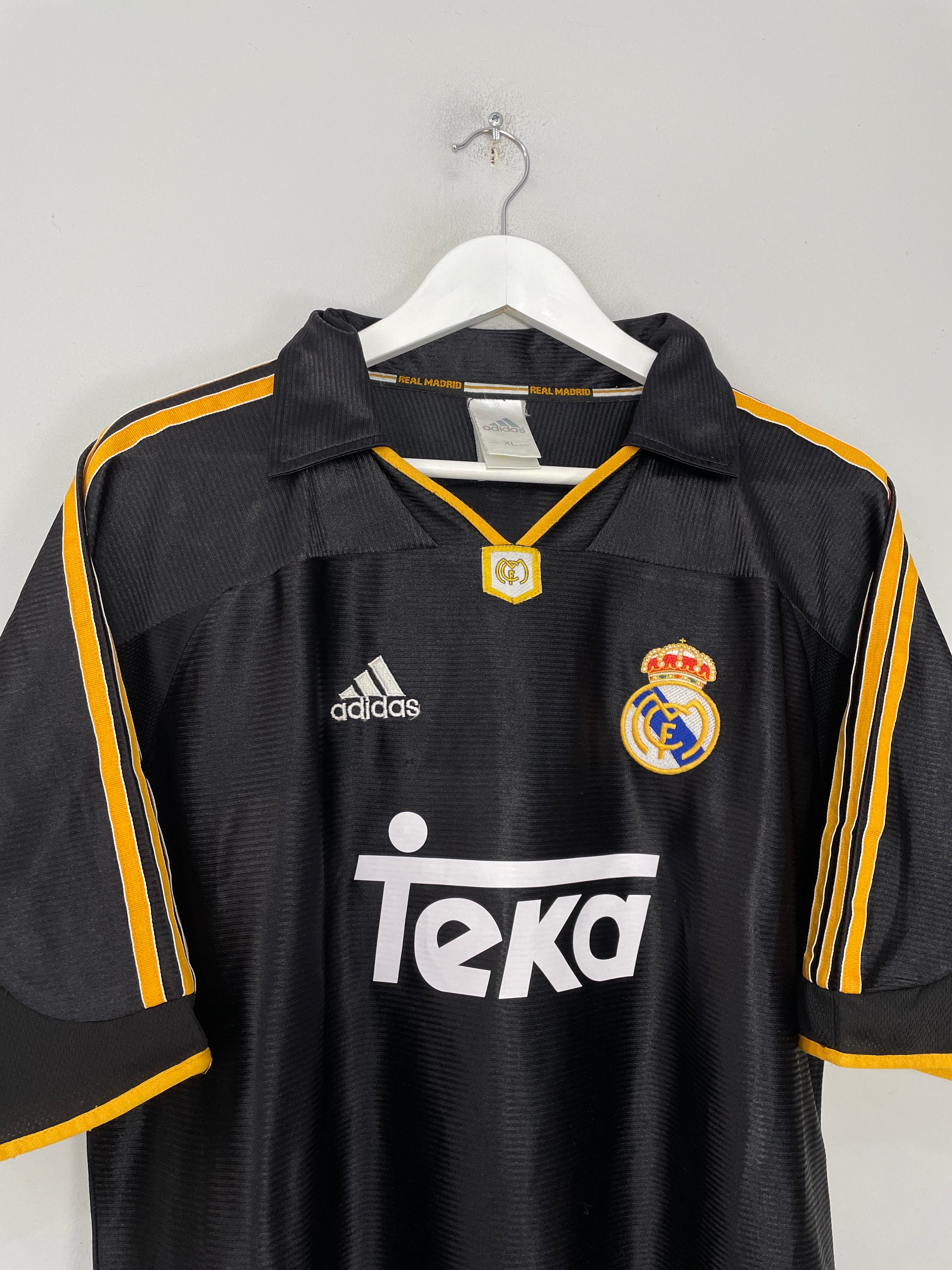 Shop 1999/01 REAL MADRID REDONDO #6 AWAY SHIRT (XL) ADIDAS, classic football shirts, vintage football shirts & retro soccer jerseys at Cult Kits