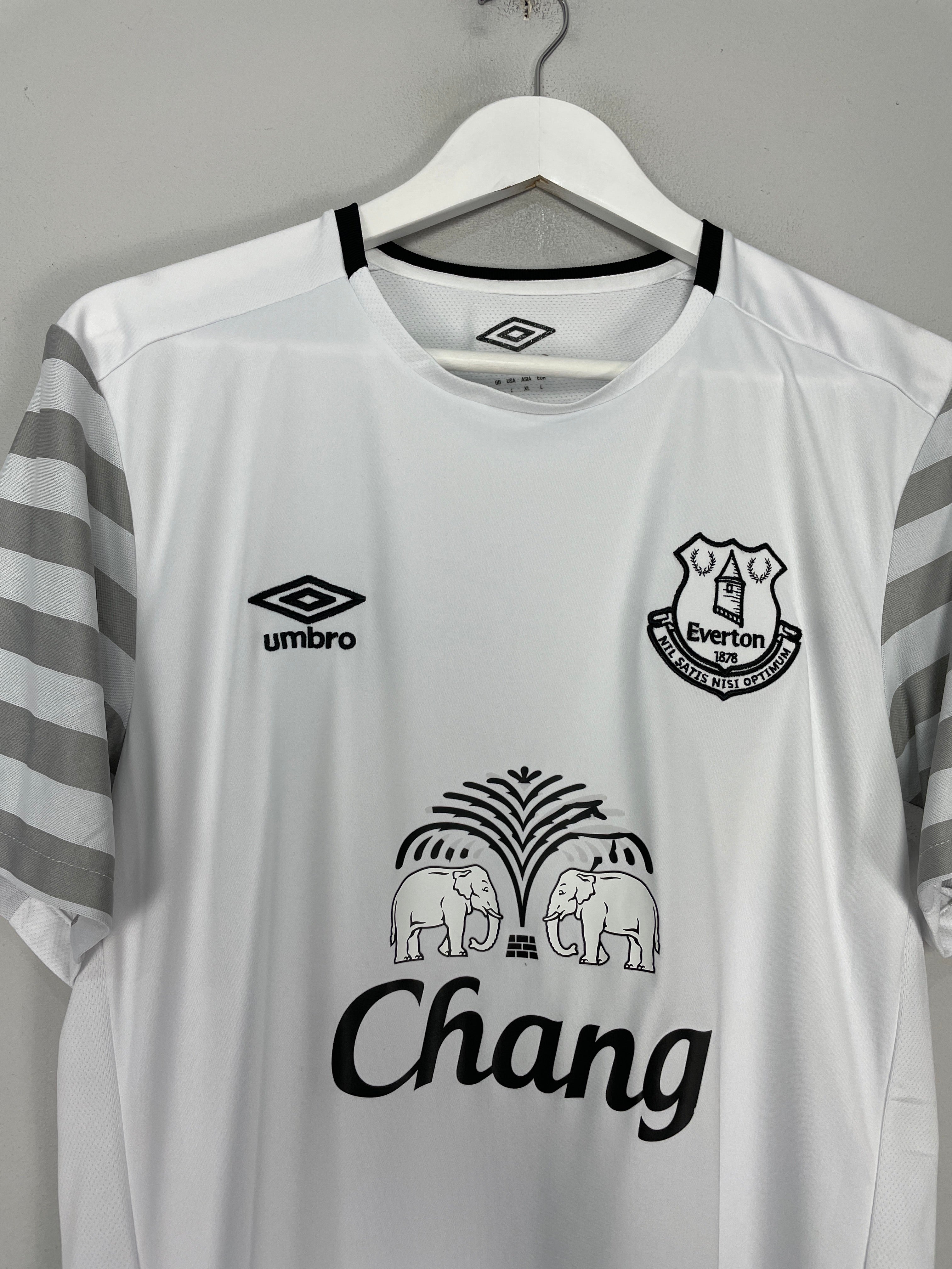 Shop 2015/16 EVERTON AWAY SHIRT (L) UMBRO, classic football shirts, vintage football shirts & retro soccer jerseys at Cult Kits