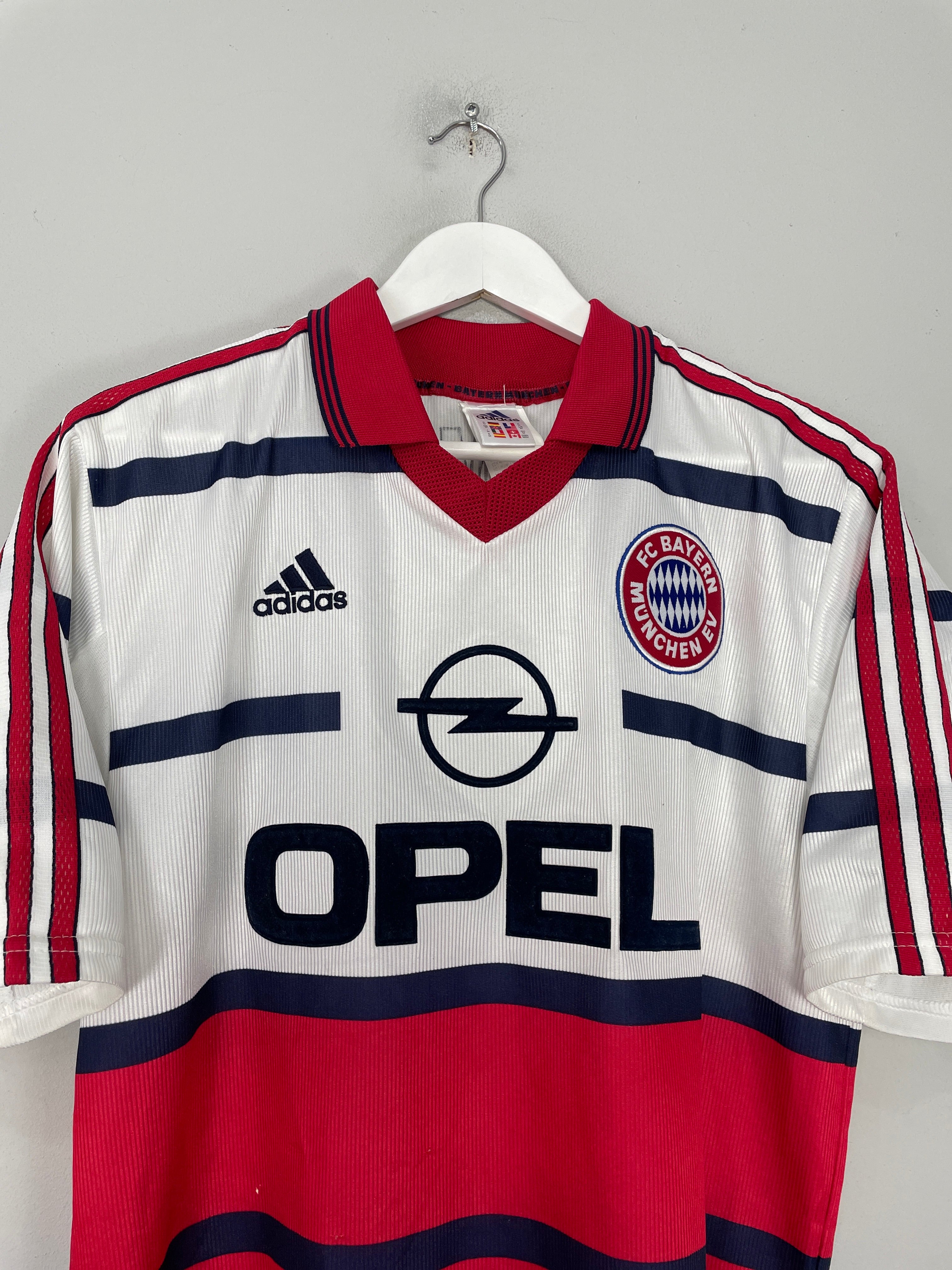 Shop 1998/00 BAYERN MUNICH AWAY SHIRT (M) ADIDAS, classic football shirts, vintage football shirts & retro soccer jerseys at Cult Kits