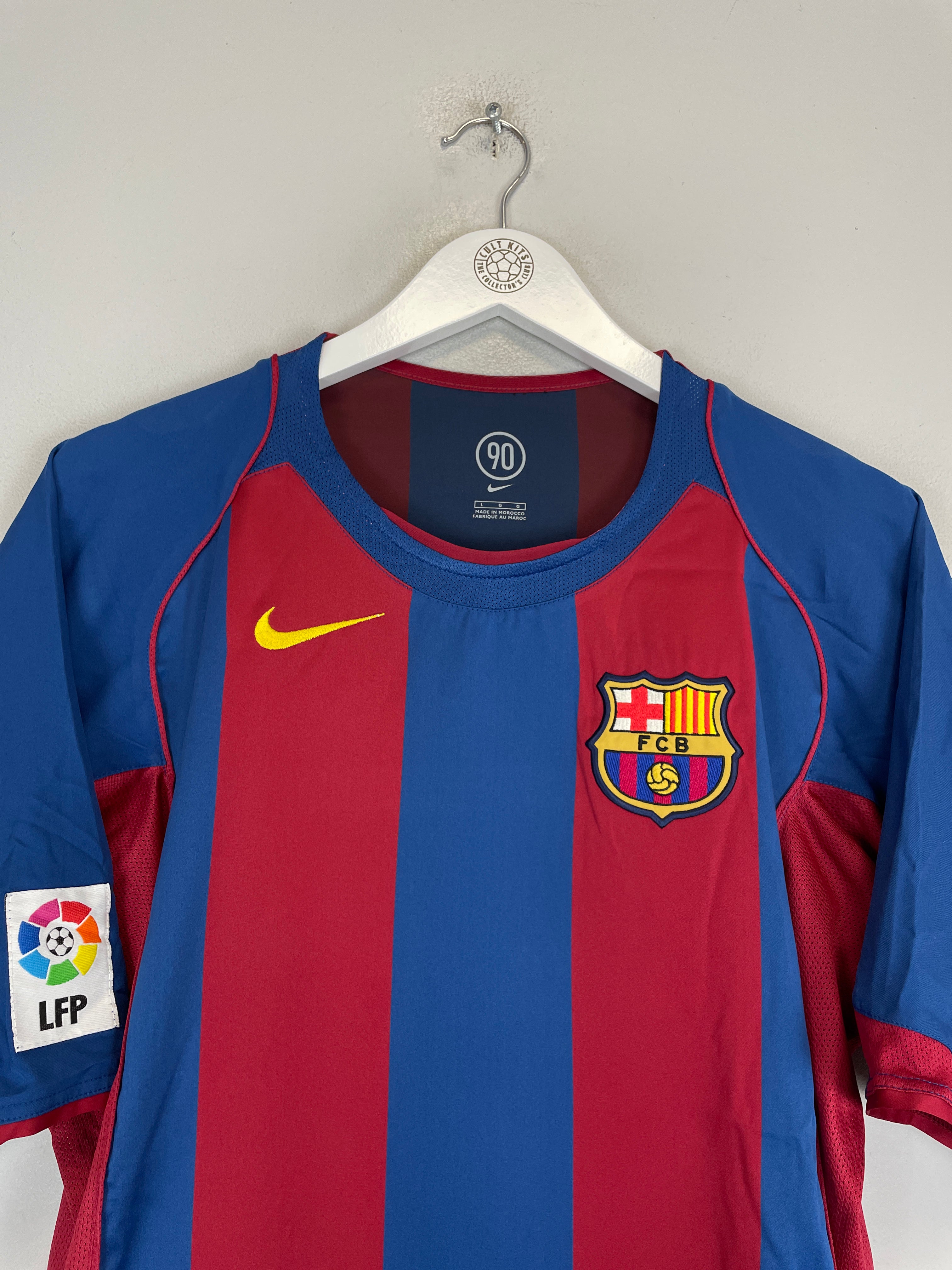Buy 2004/05 BARCELONA RONALDINHO 10 HOME SHIRT (L) NIKE ~ Free worldwide shipping available ~ Authentic Vintage Football Shirts from Cult Kits
