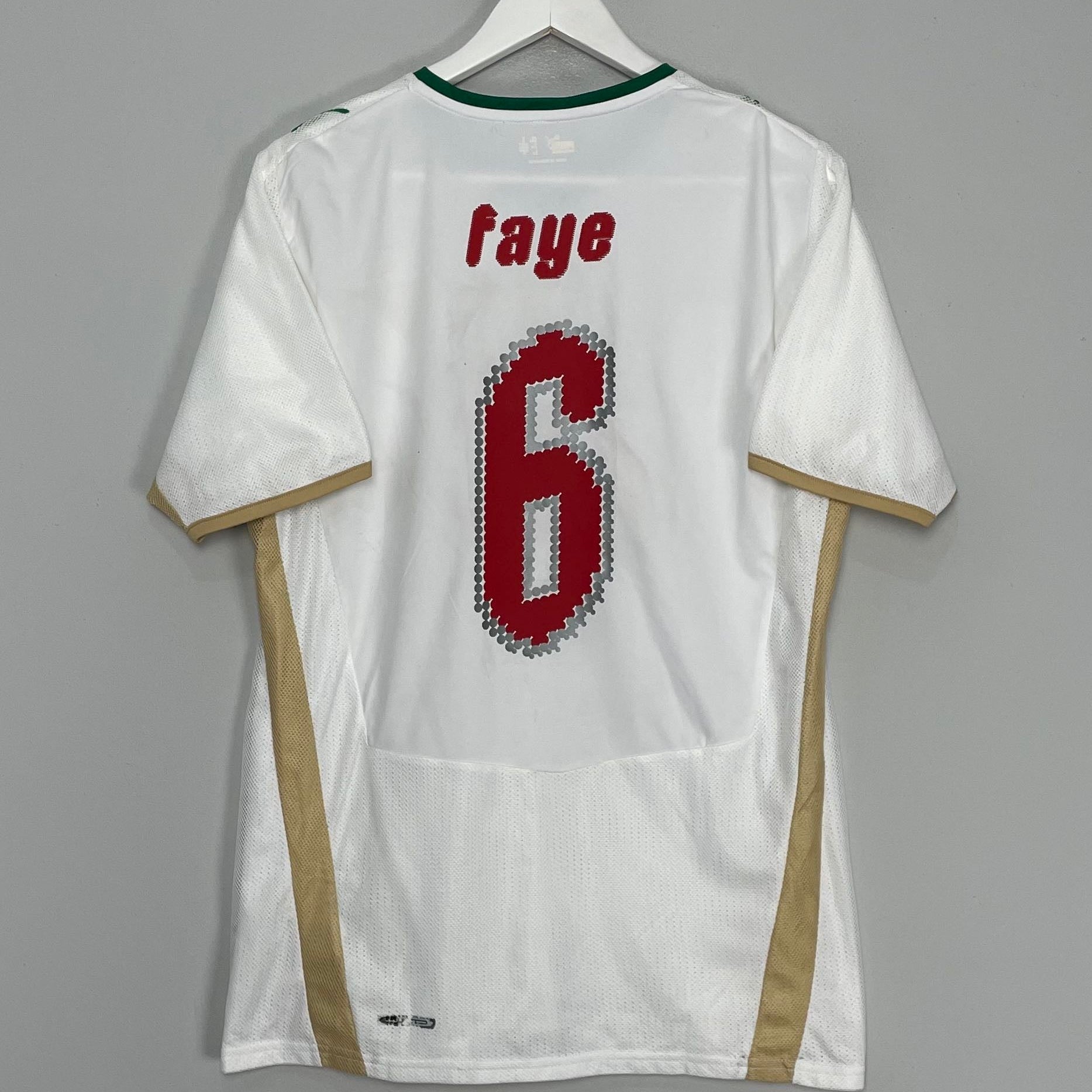 Shop 2008/10 SENEGAL FAYE #6 HOME SHIRT (M) PUMA, classic football shirts, vintage football shirts & retro soccer jerseys at Cult Kits