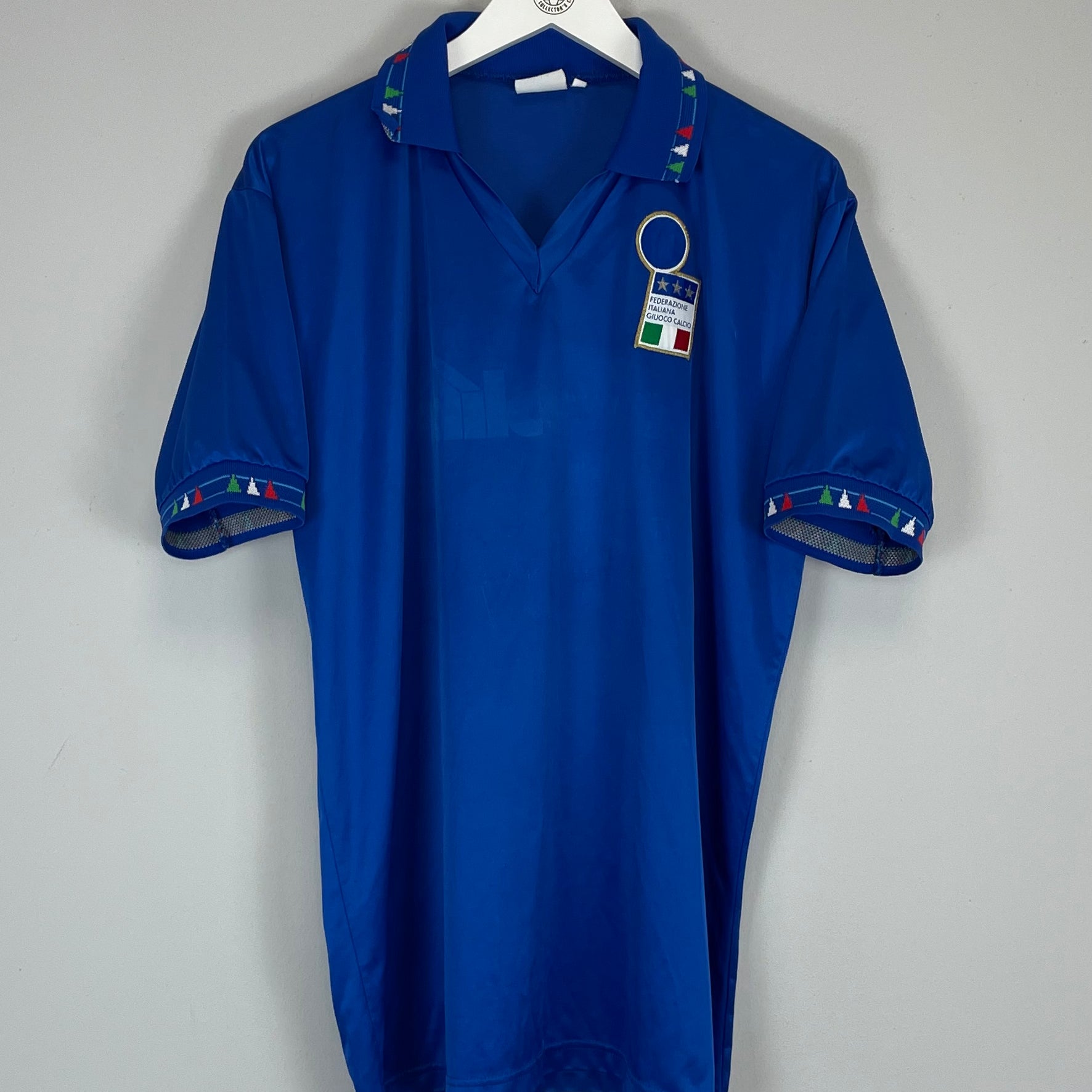 Shop 1992/93 ITALY HOME SHIRT (XL) DIADORA, classic football shirts, vintage football shirts & retro soccer jerseys at Cult Kits