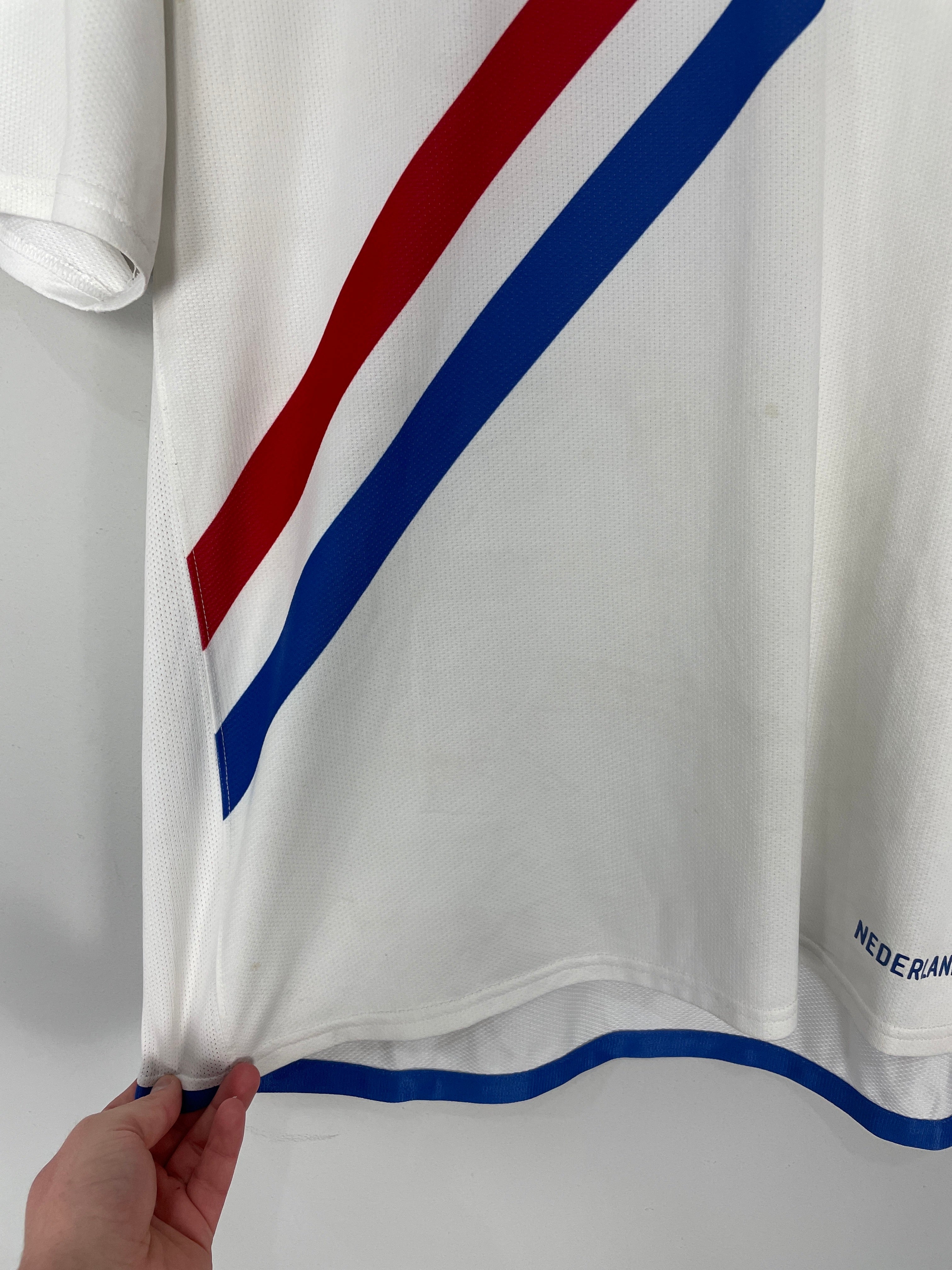 Shop 2006/08 NETHERLANDS AWAY SHIRT (XL) NIKE, classic football shirts, vintage football shirts & retro soccer jerseys at Cult Kits