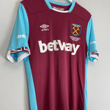 Shop 2016/17 WEST HAM PAYET #27 HOME SHIRT (M) UMBRO, classic football shirts, vintage football shirts & retro soccer jerseys at Cult Kits