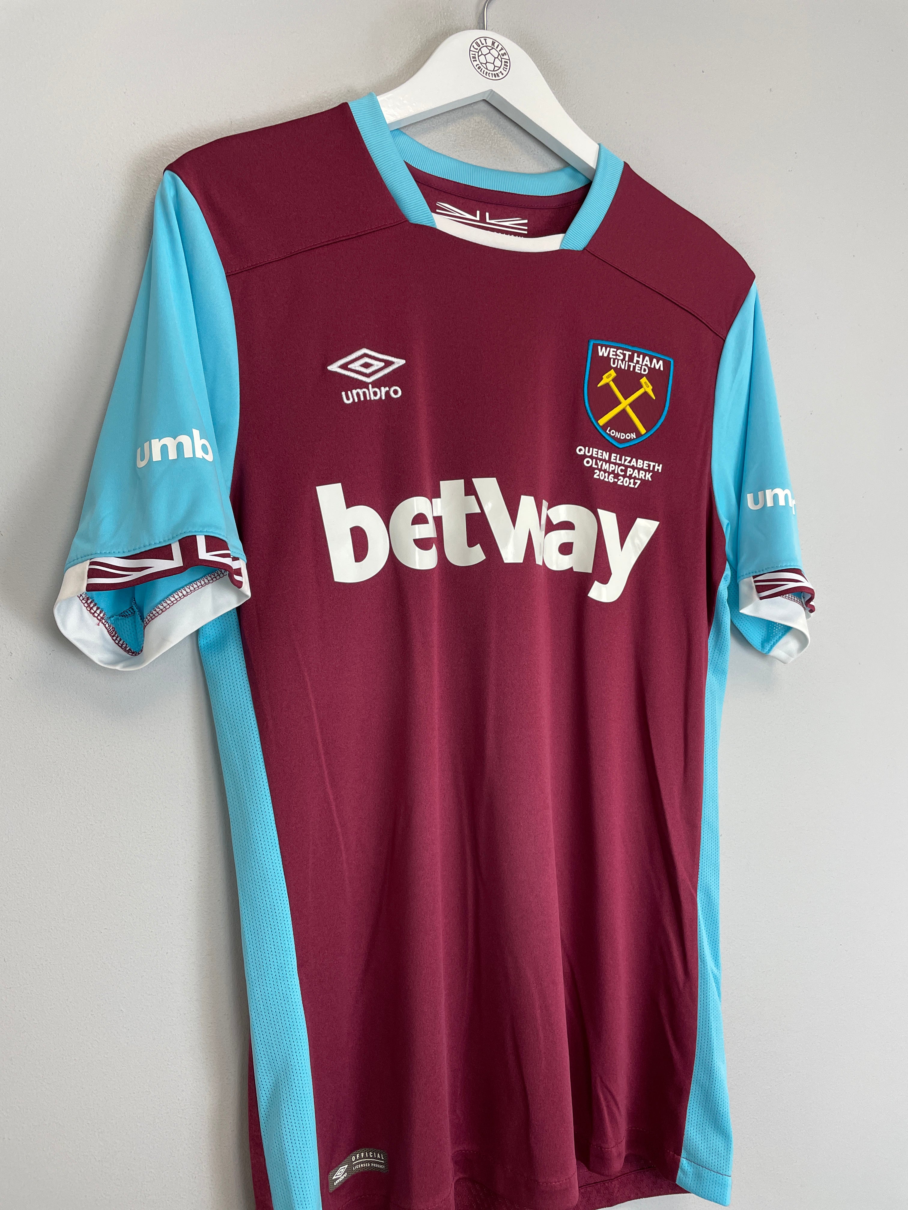 Shop 2016/17 WEST HAM PAYET #27 HOME SHIRT (M) UMBRO, classic football shirts, vintage football shirts & retro soccer jerseys at Cult Kits