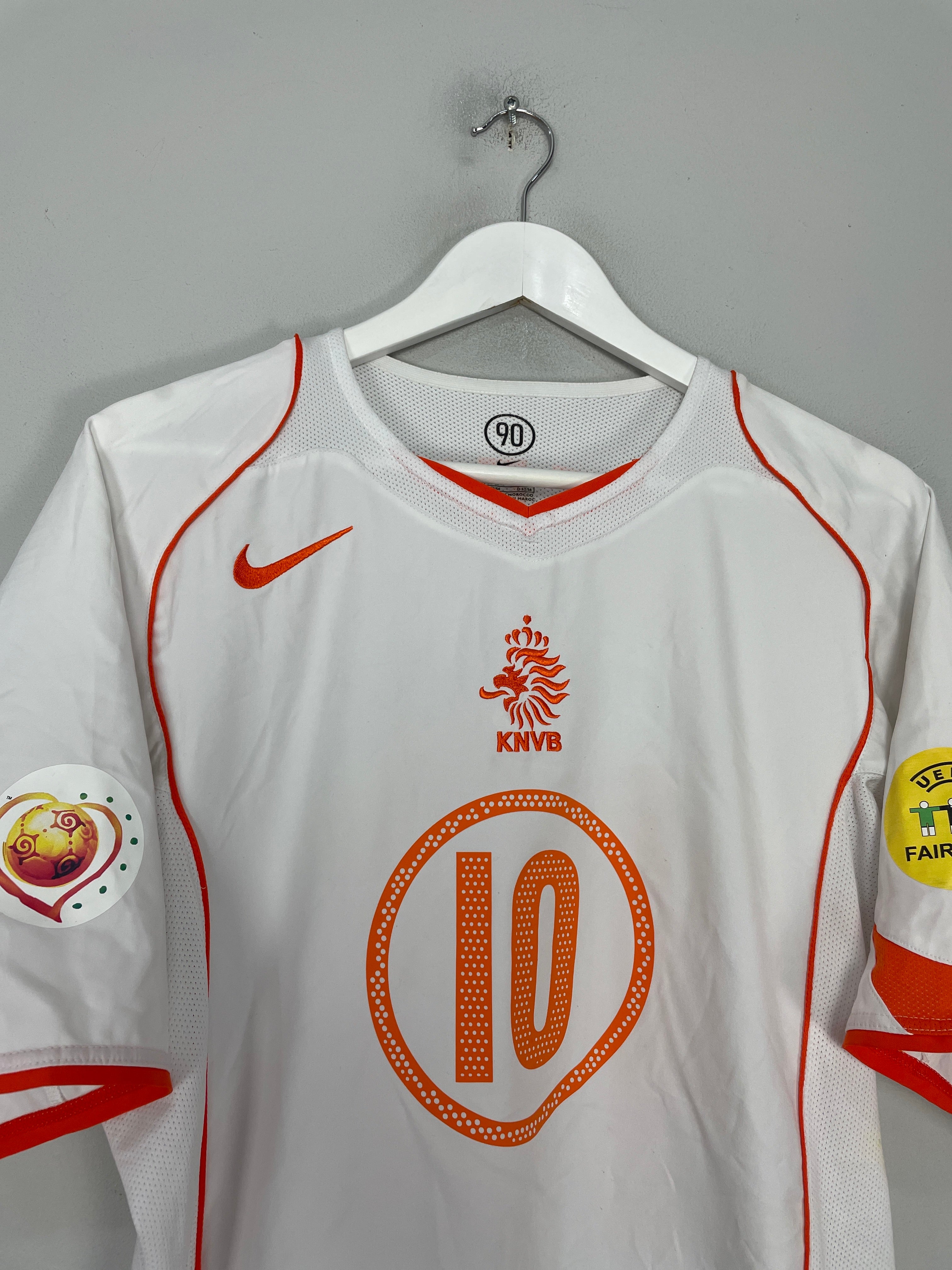 Shop 2004/06 NETHERLANDS V.NISTELROOY #10 AWAY SHIRT (L) NIKE, classic football shirts, vintage football shirts & retro soccer jerseys at Cult Kits