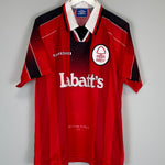 Shop 1996/97 NOTTINGHAM FOREST VAN HOOIJDONK #15 *MINT* HOME SHIRT (L) UMBRO, classic football shirts, vintage football shirts & retro soccer jerseys at Cult Kits