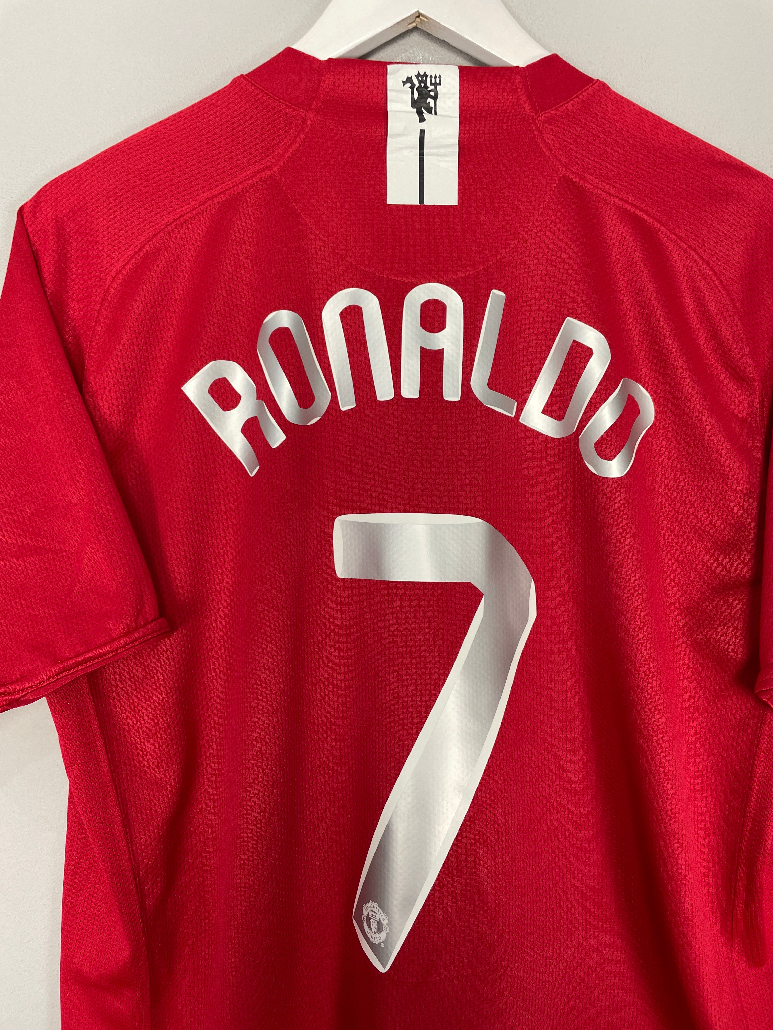 Shop 2007/09 MANCHESTER UNITED RONALDO #7 C/L HOME SHIRT (L) NIKE, classic football shirts, vintage football shirts & retro soccer jerseys at Cult Kits