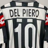 Shop 2001/02 JUVENTUS DEL PIERO #10 EUROPEAN HOME SHIRT (XL) LOTTO, classic football shirts, vintage football shirts & retro soccer jerseys at Cult Kits