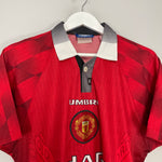 Shop 1996/98 MANCHESTER UNITED CANTONA #7 HOME SHIRT (M) UMBRO, classic football shirts, vintage football shirts & retro soccer jerseys at Cult Kits