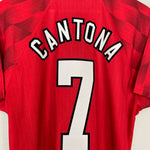 Shop 1996/98 MANCHESTER UNITED CANTONA #7 HOME SHIRT (M) UMBRO, classic football shirts, vintage football shirts & retro soccer jerseys at Cult Kits