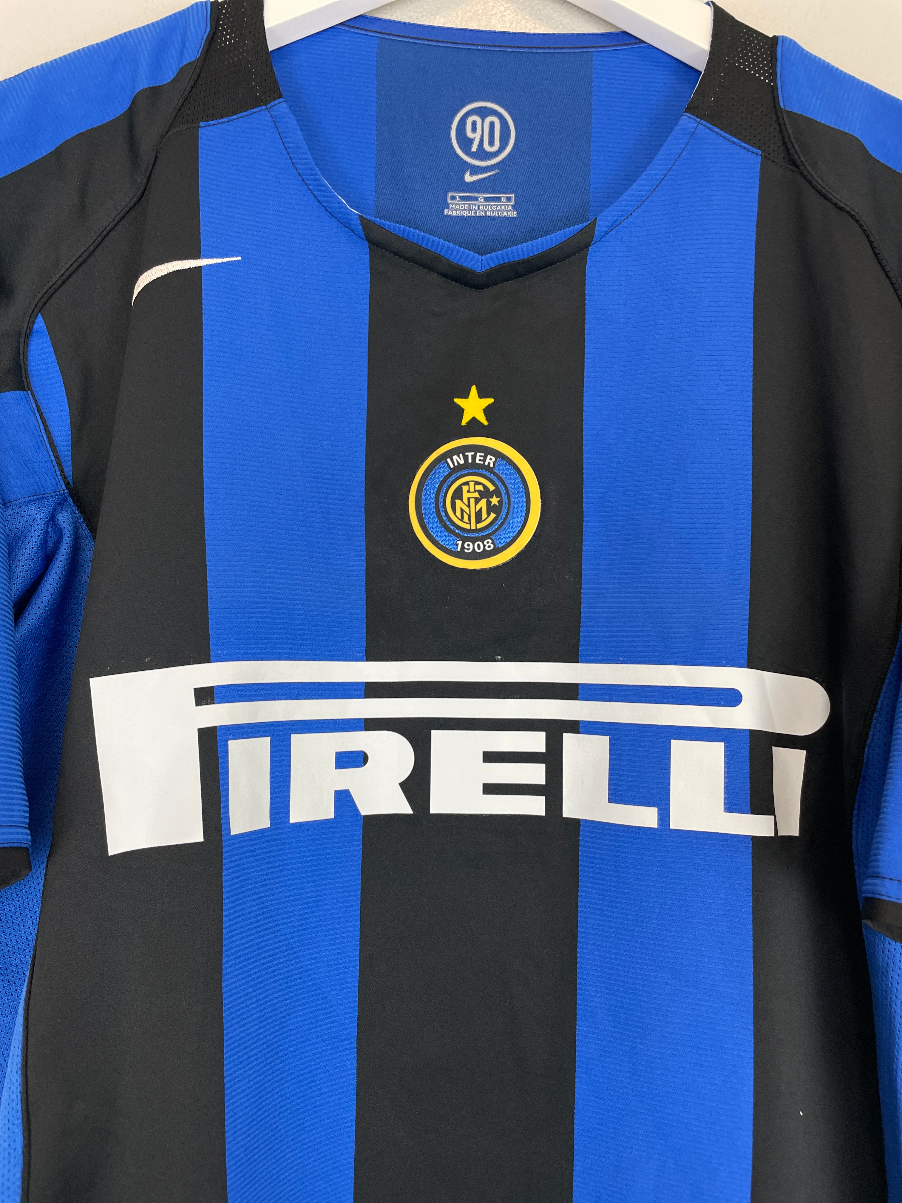 Shop 2004/05 INTER MILAN ADRIANO #10 HOME SHIRT (L) NIKE, classic football shirts, vintage football shirts & retro soccer jerseys at Cult Kits