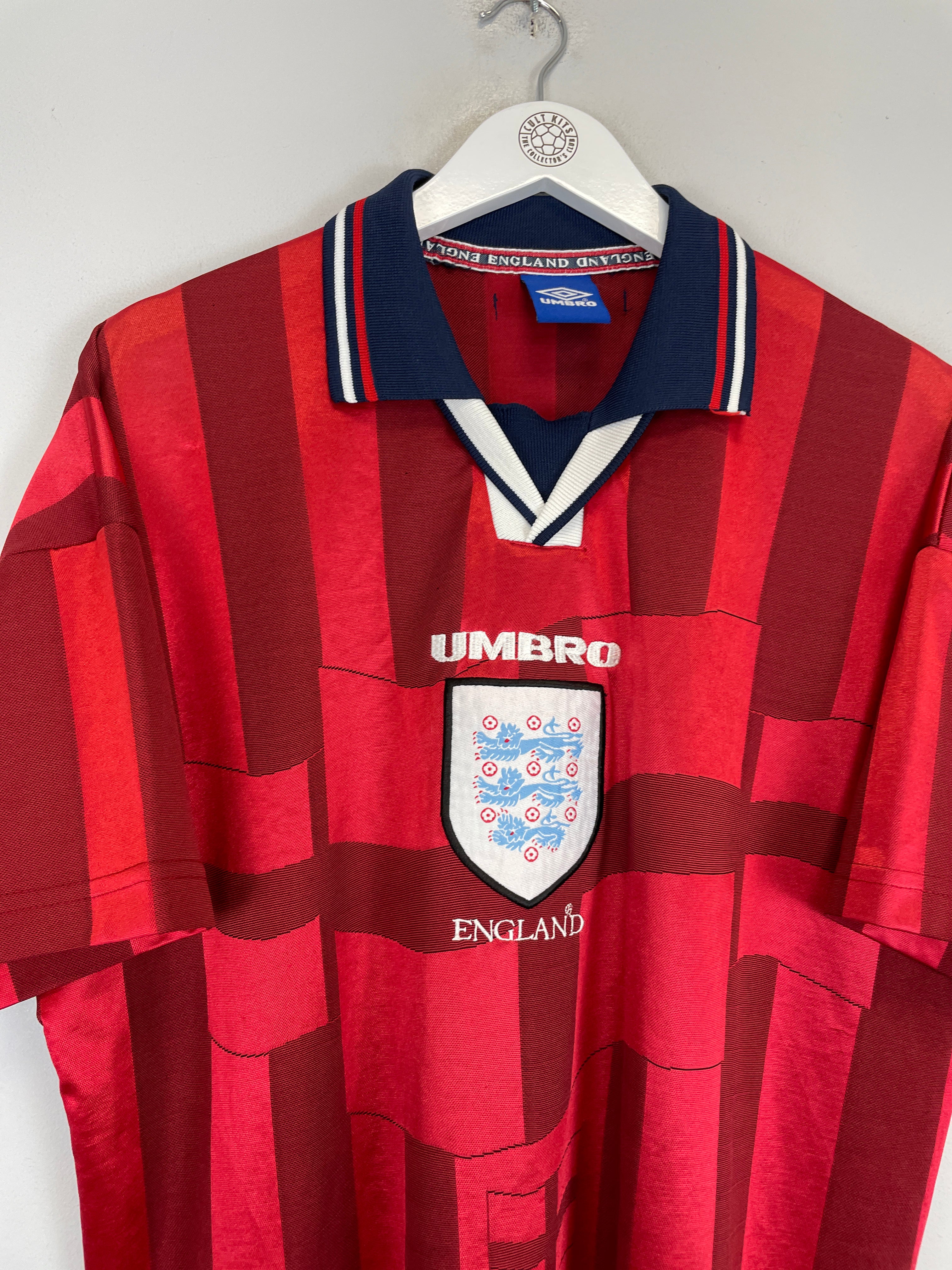Shop 1997/99 ENGLAND AWAY SHIRT (L) UMBRO, classic football shirts, vintage football shirts & retro soccer jerseys at Cult Kits