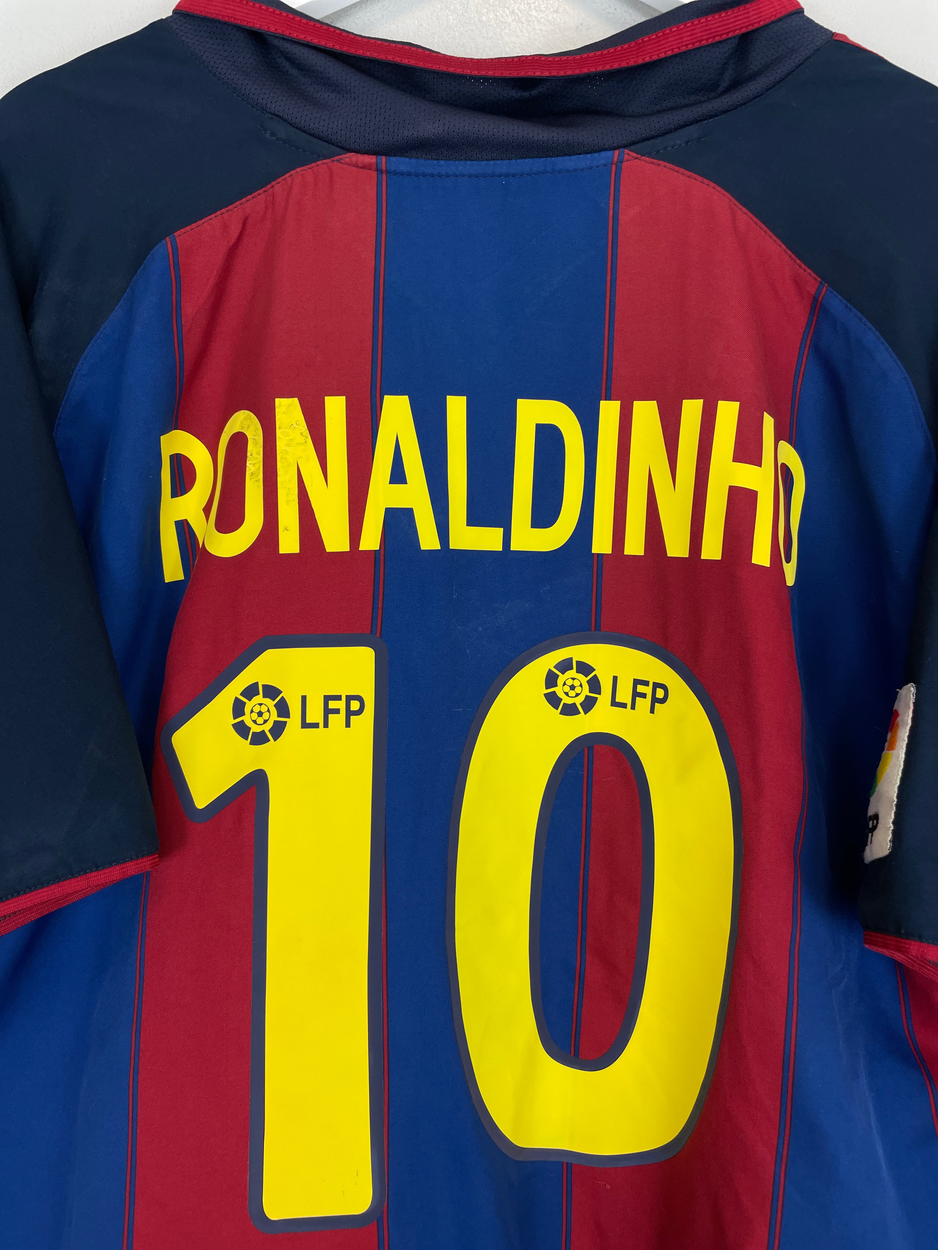 Shop 2003/04 BARCELONA RONALDINHO #10 HOME SHIRT (L) NIKE, classic football shirts, vintage football shirts & retro soccer jerseys at Cult Kits