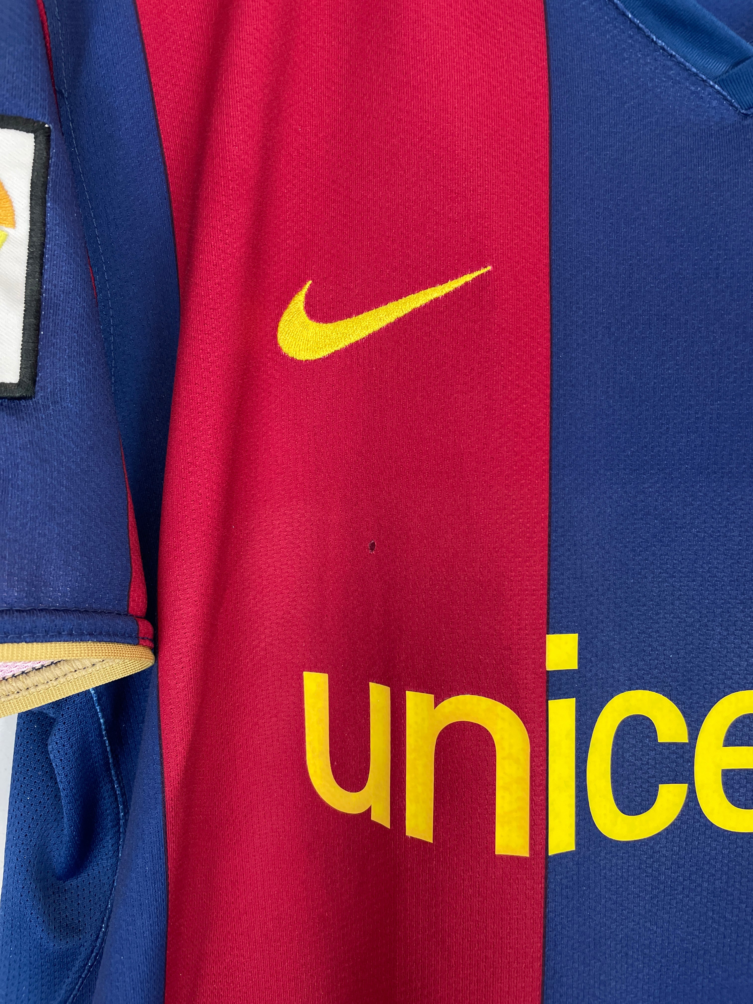 Shop 2007/08 BARCELONA MESSI #19 HOME SHIRT (L) NIKE, classic football shirts, vintage football shirts & retro soccer jerseys at Cult Kits