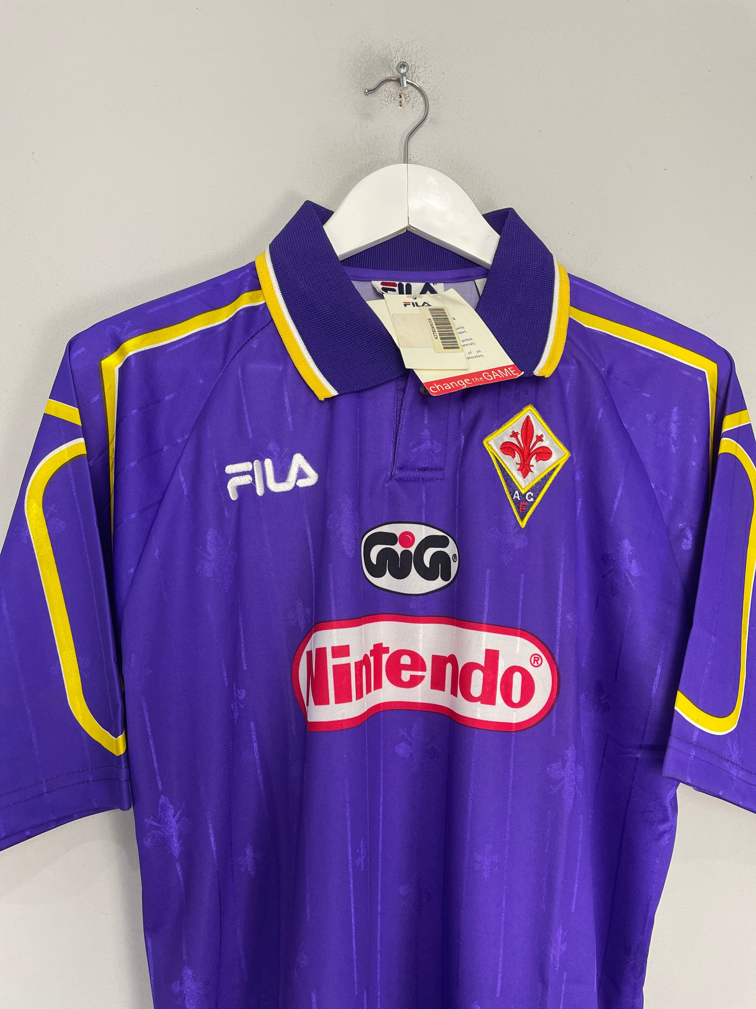 Shop 1997/98 FIORENTINA *BNWT* HOME SHIRT (S) FILA, classic football shirts, vintage football shirts & retro soccer jerseys at Cult Kits