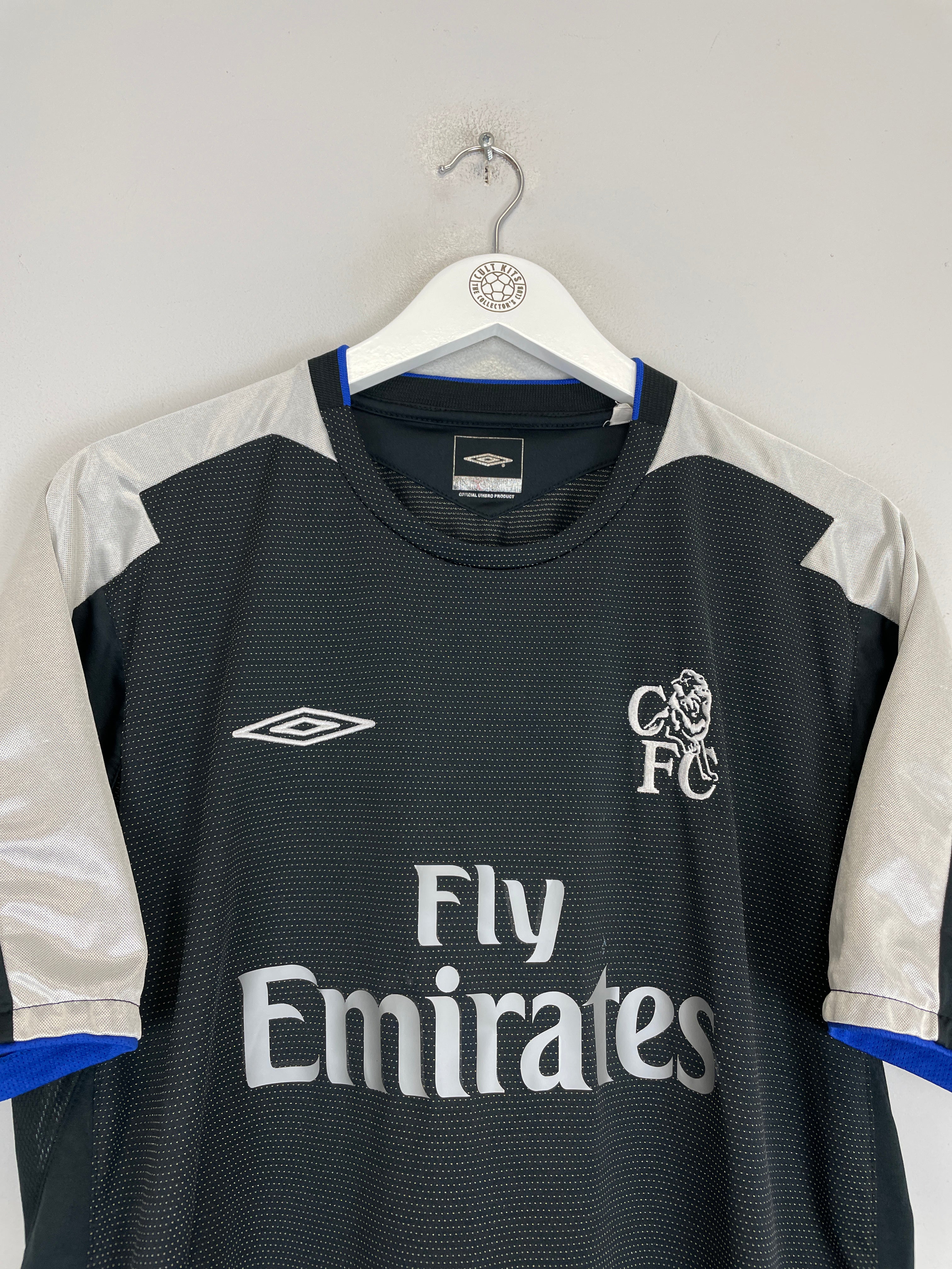 Shop 2004/05 CHELSEA AWAY SHIRT (L) UMBRO, classic football shirts, vintage football shirts & retro soccer jerseys at Cult Kits