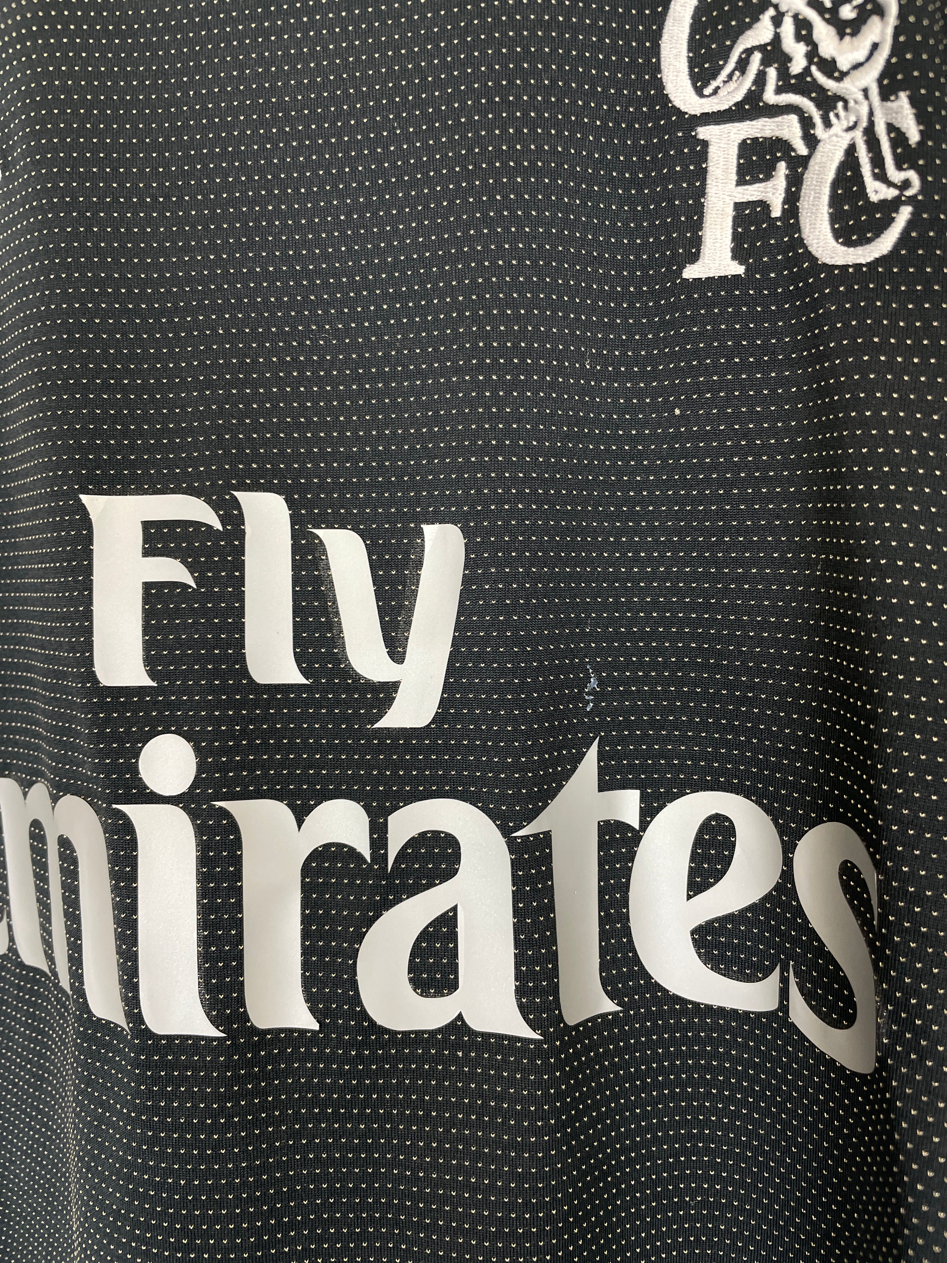 Shop 2004/05 CHELSEA AWAY SHIRT (L) UMBRO, classic football shirts, vintage football shirts & retro soccer jerseys at Cult Kits