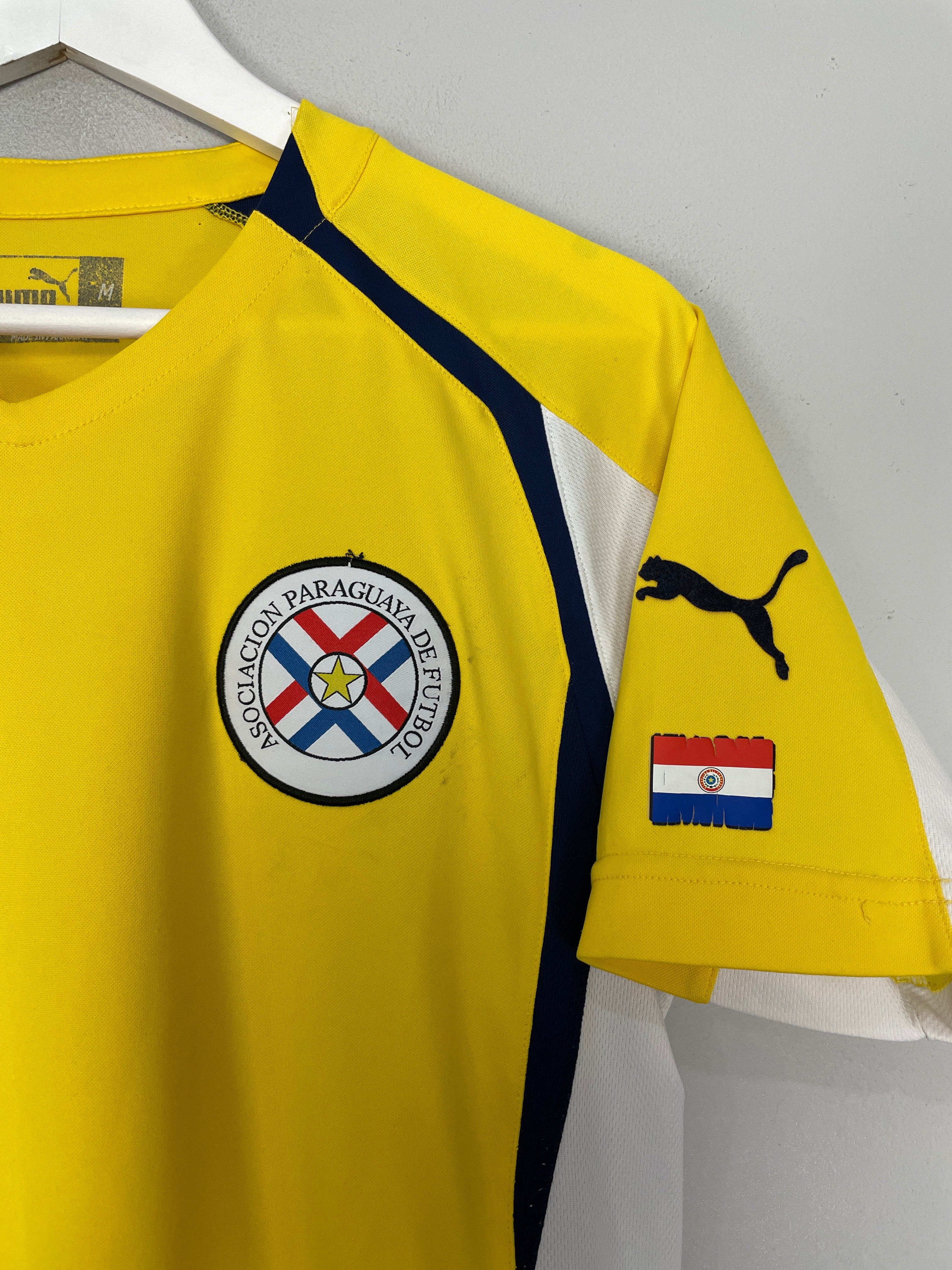Shop 2004/06 PARAGUAY AWAY SHIRT (M) PUMA, classic football shirts, vintage football shirts & retro soccer jerseys at Cult Kits